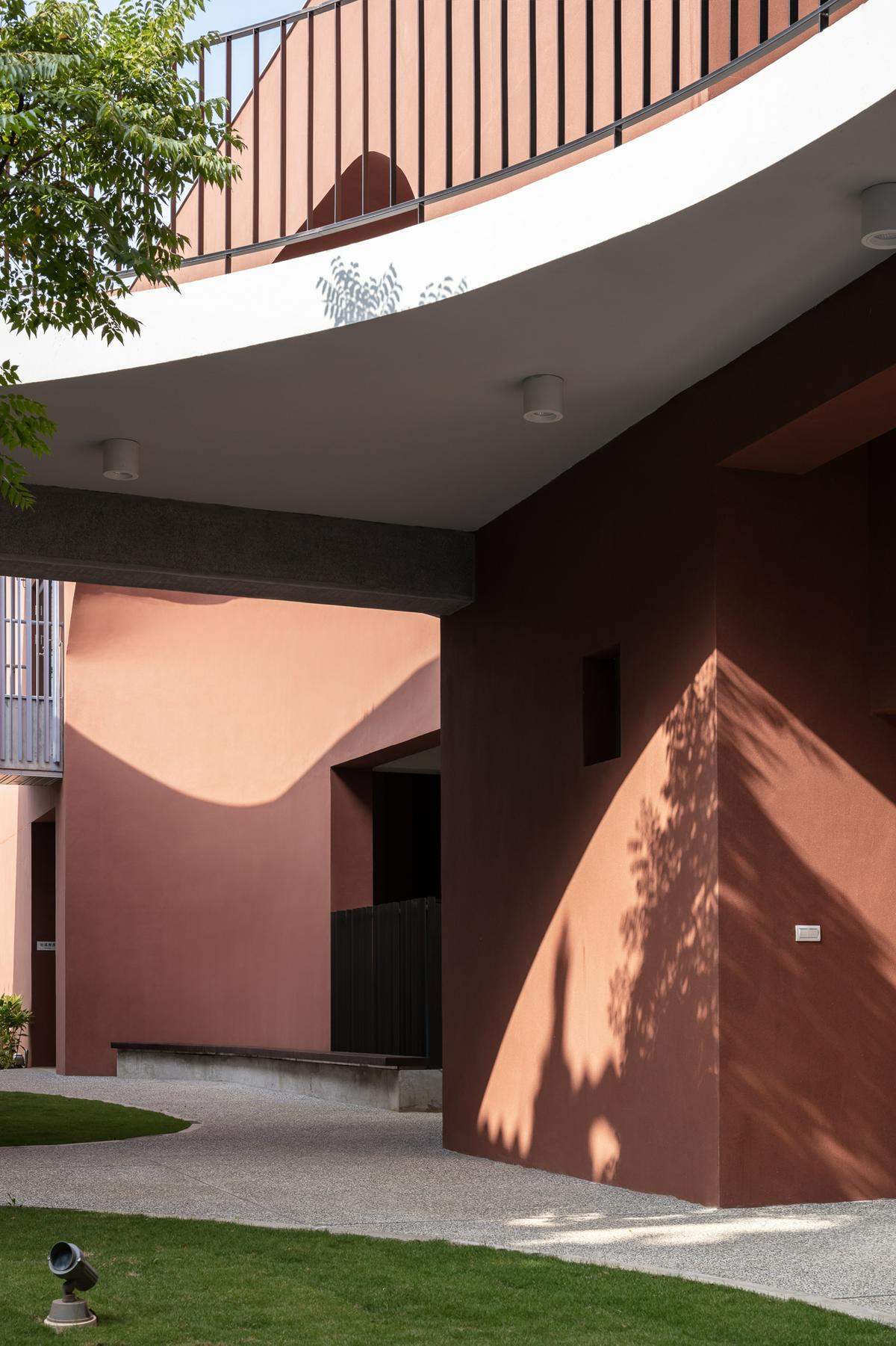 員樹林市民活動中心／所在建築師事務所+黃宥鈞建築師