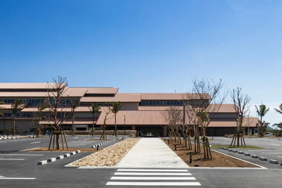 日本沖繩石垣市政府大樓／隈研吾建築都市設計事務所