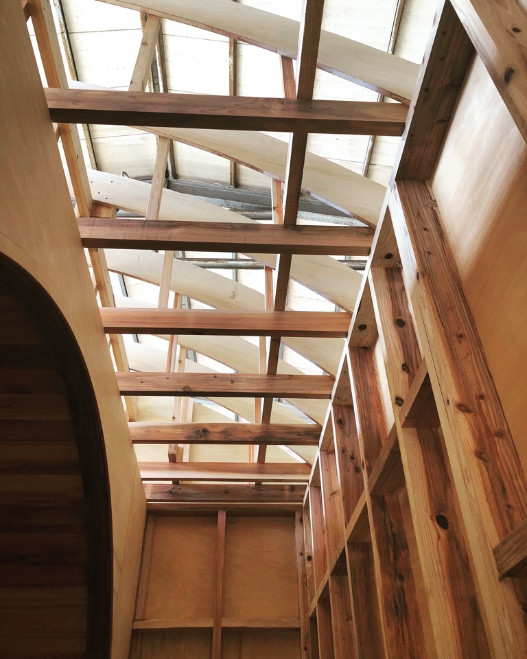 台灣CLT牆板內崁SHERPA，展覽廊道建構過程