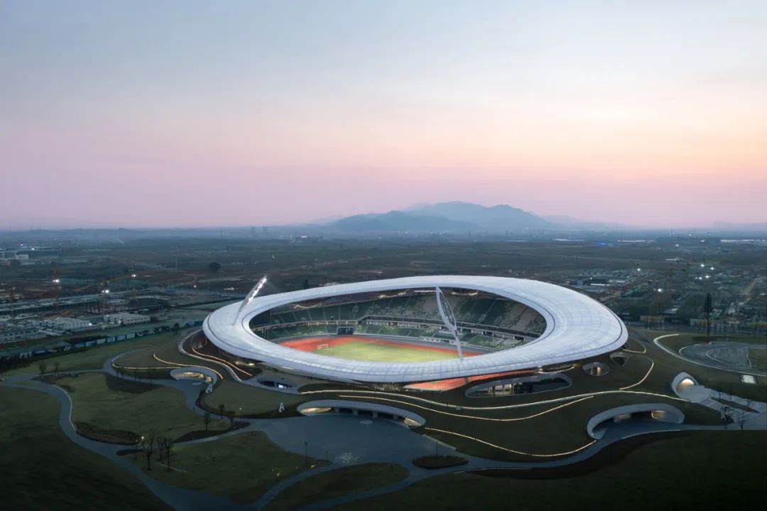 衢州體育場（中國）／建築設計：MAD 建築師事務所