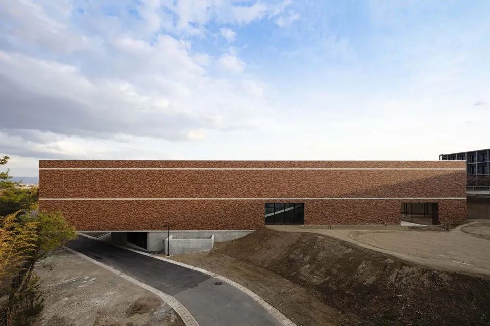 京都大學桂圖書館／岸和郎+ K.ASSOCIATES/Architects