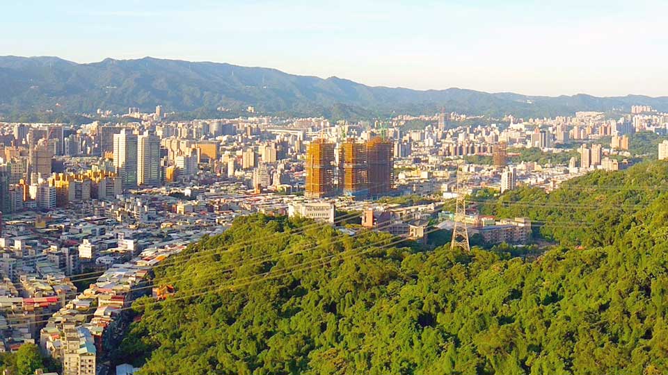 中華民國都市設計學會等超過二十個專業團體聯署反對臺北市山限區放寬建築高度管制