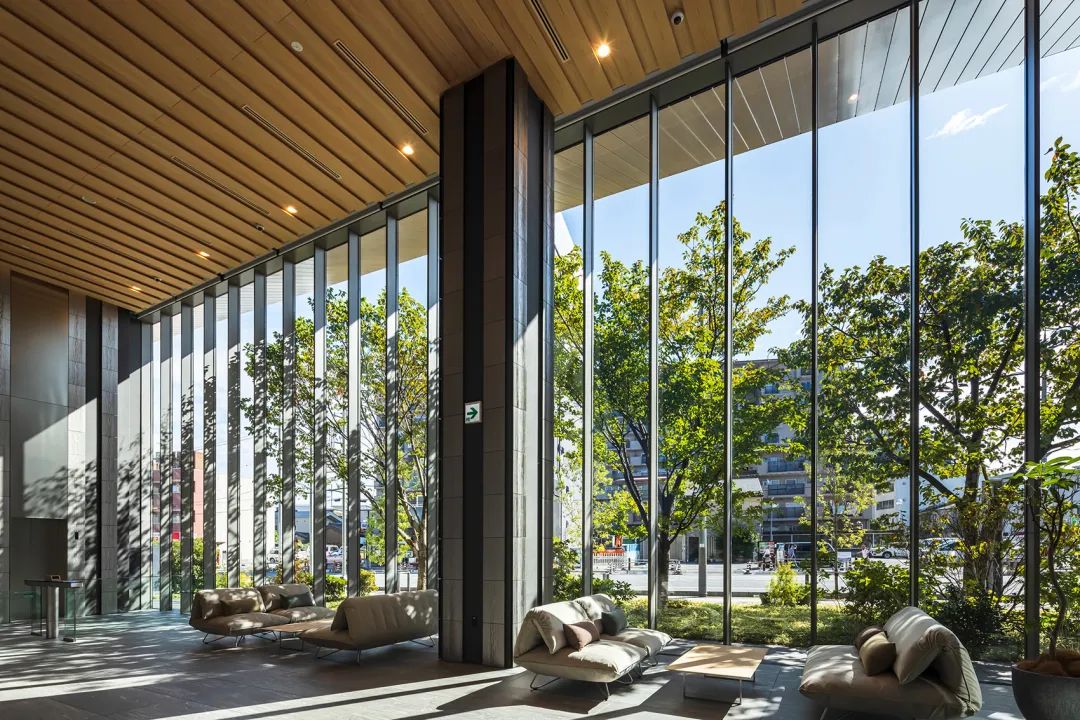 入口大廳 DMG Mori Nara Product Development Center DMG森精機奈良商品開発センタ Kengo Kuma 隈研吾建築都市設計事務所