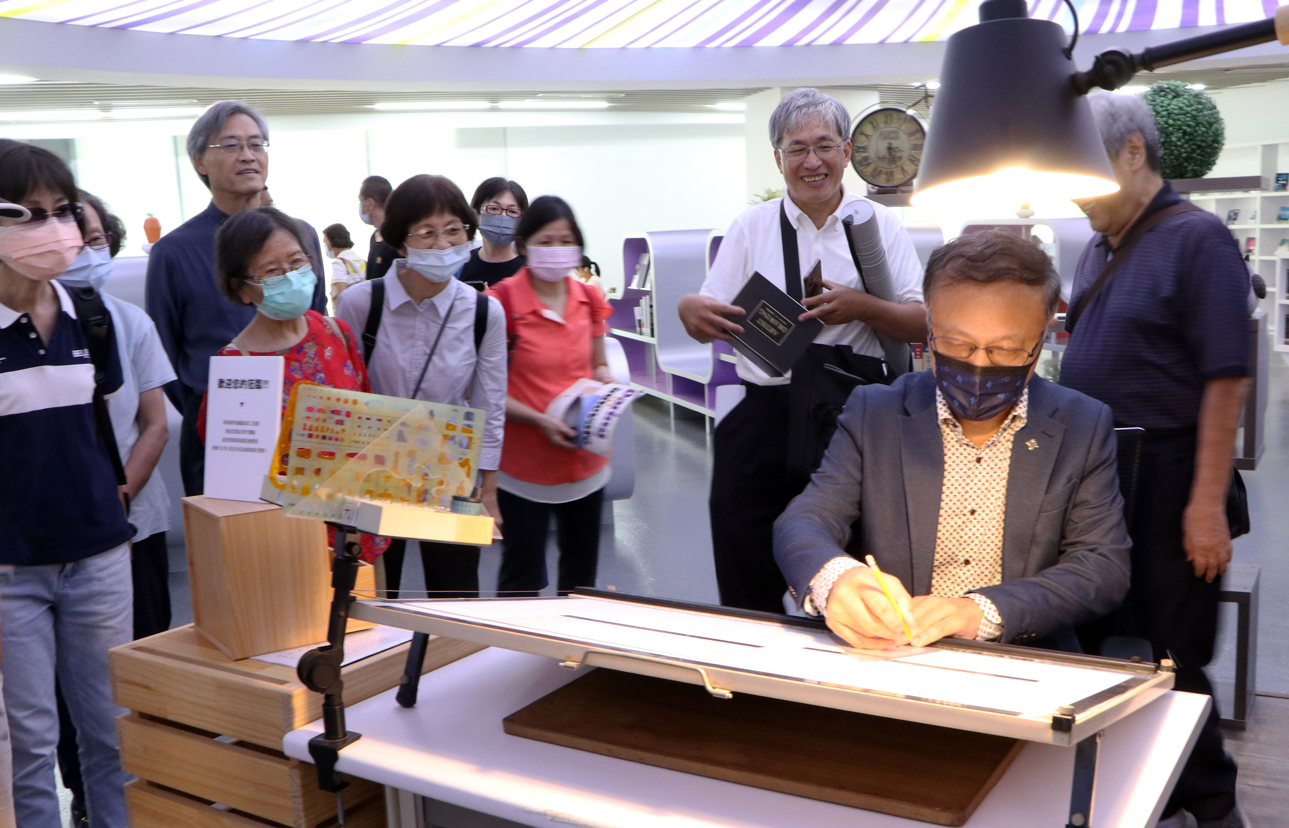 ▲新北城市美學建築師作品展 認識建築物如何構想誕生。（圖／新北市立圖書館提供）