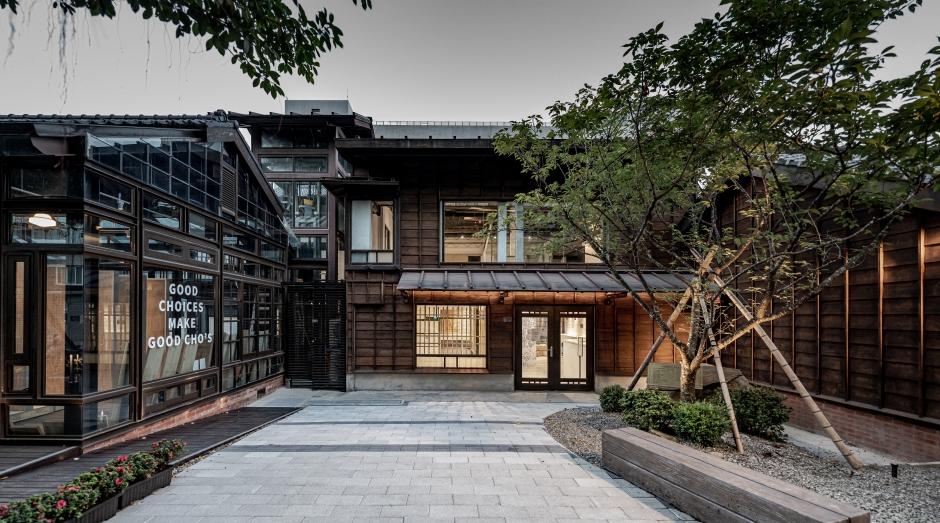 榕錦時光生活園區-原台北刑務所官舍歷史建築再利用
規劃設計:時境建築師事務所;作品名稱:榕錦時光生活園區-原台北刑務所官舍歷史建築(圖片提供:台北老屋新生)