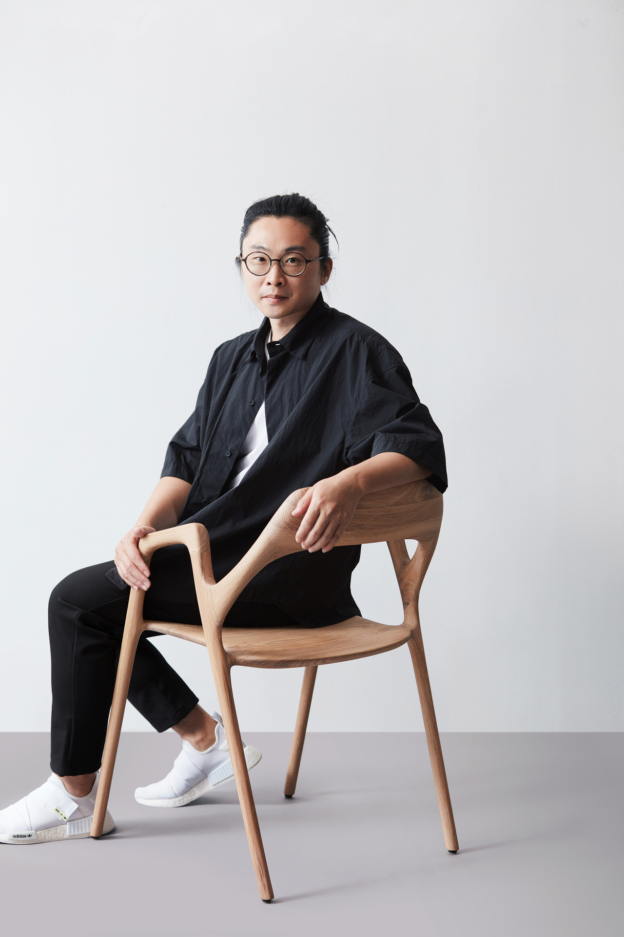 旅居加拿大的台灣建築師洪勤哲(Alan Hung），在國際設計界嶄露頭角，以其卓越的設計才華及創新思維，近日贏得加拿大Western Living Magazine 2023年度設計師獎的殊榮，成為台灣之光