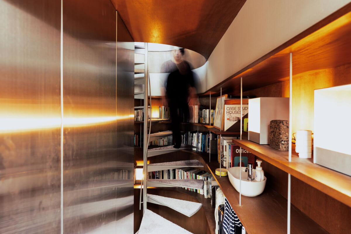 出窓の塔居 Bay Window Tower House ／藤貴彰 藤悠子Takaaki Fuji + Yuko Fuji Architecture