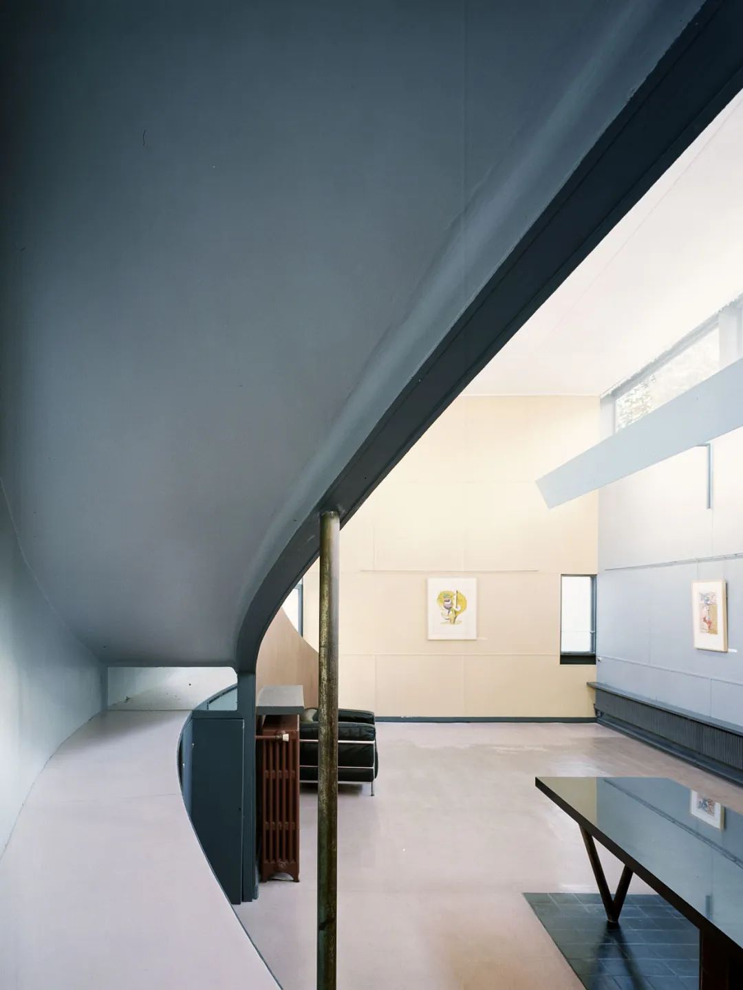  畫廊裡的坡道 ©HIEPLER BRUNIER