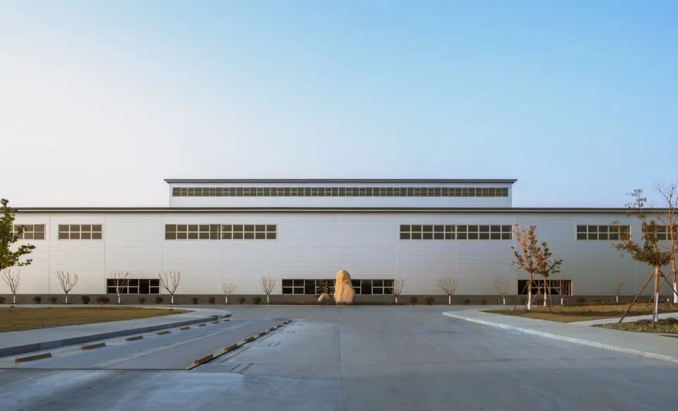 勤美達精密機械項目 / 潘冀聯合建築師事務所