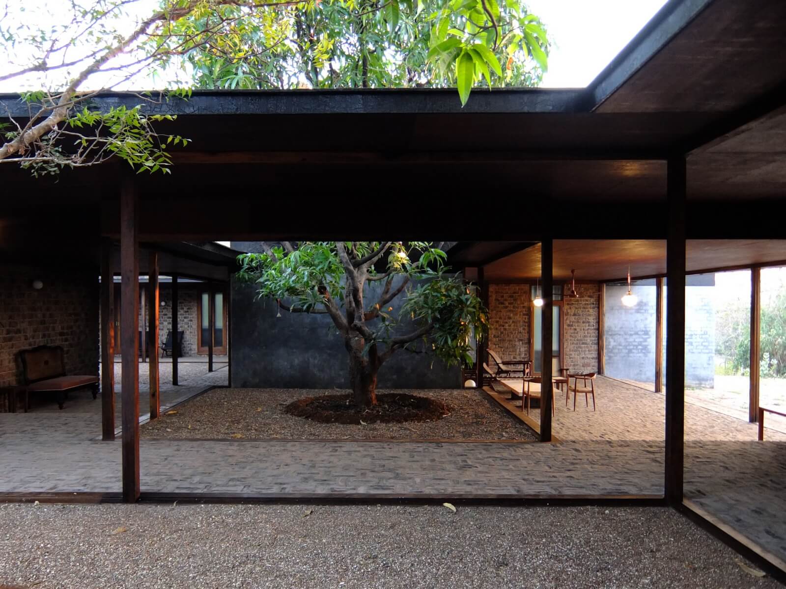 Carrimjee House Satirje Inde 2014 ph Studio Mumbai Architects