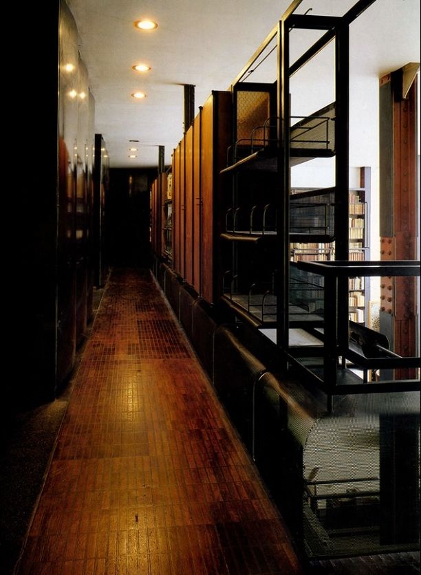 巴黎玻璃之家「Maison de Verre」，皮耶·夏羅（Pierre Chareau）