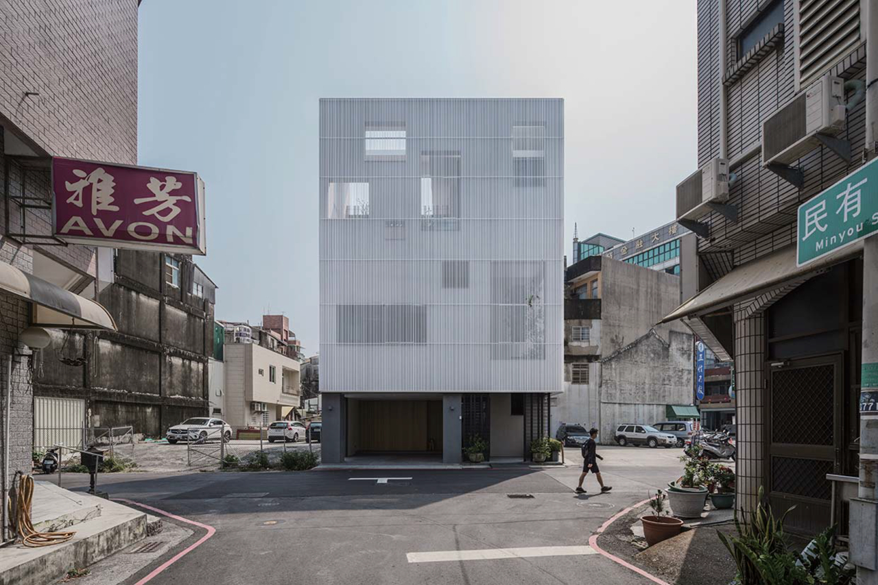 A-018　如歌的詩篇　雲的行板
設計單位：郭小琿建築師事務所
業主：陳氏夫妻