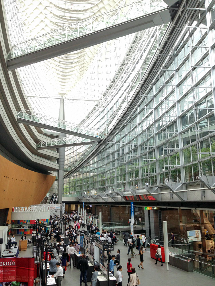 Rafael Vinoly設計,東京國際論壇Tokyo International Forum,1997年啟用