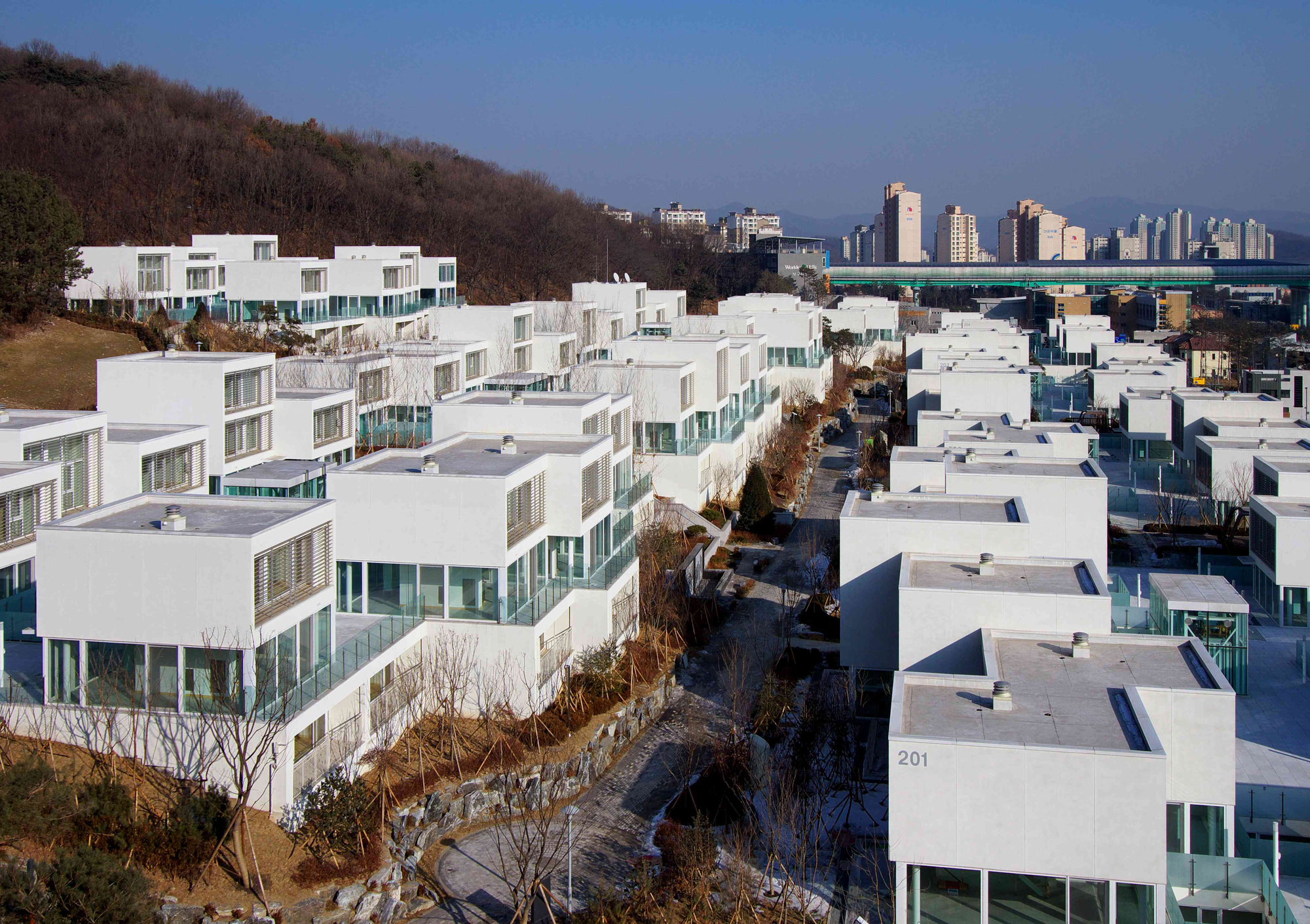 山本理顯 Pangyo Housing. Seongnam, Republic of Korea. 2010Pangyo Housing . Image © Nam Goongsun 韓國Pangyo集合住宅 韓國板橋別墅區