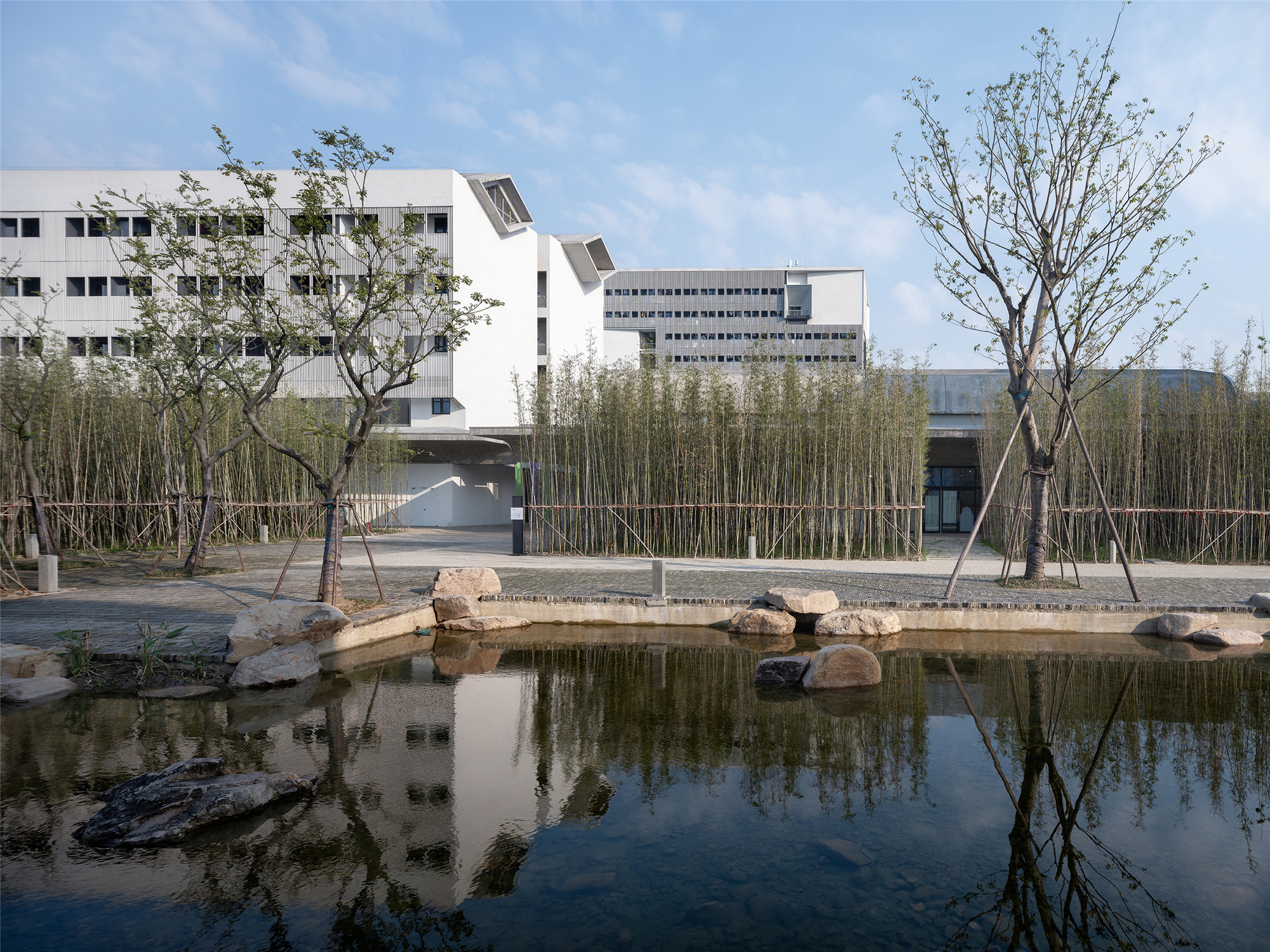 中國美術學院良渚校區一期 張永和 非常建築 校園景觀及水系  ©吳清山
