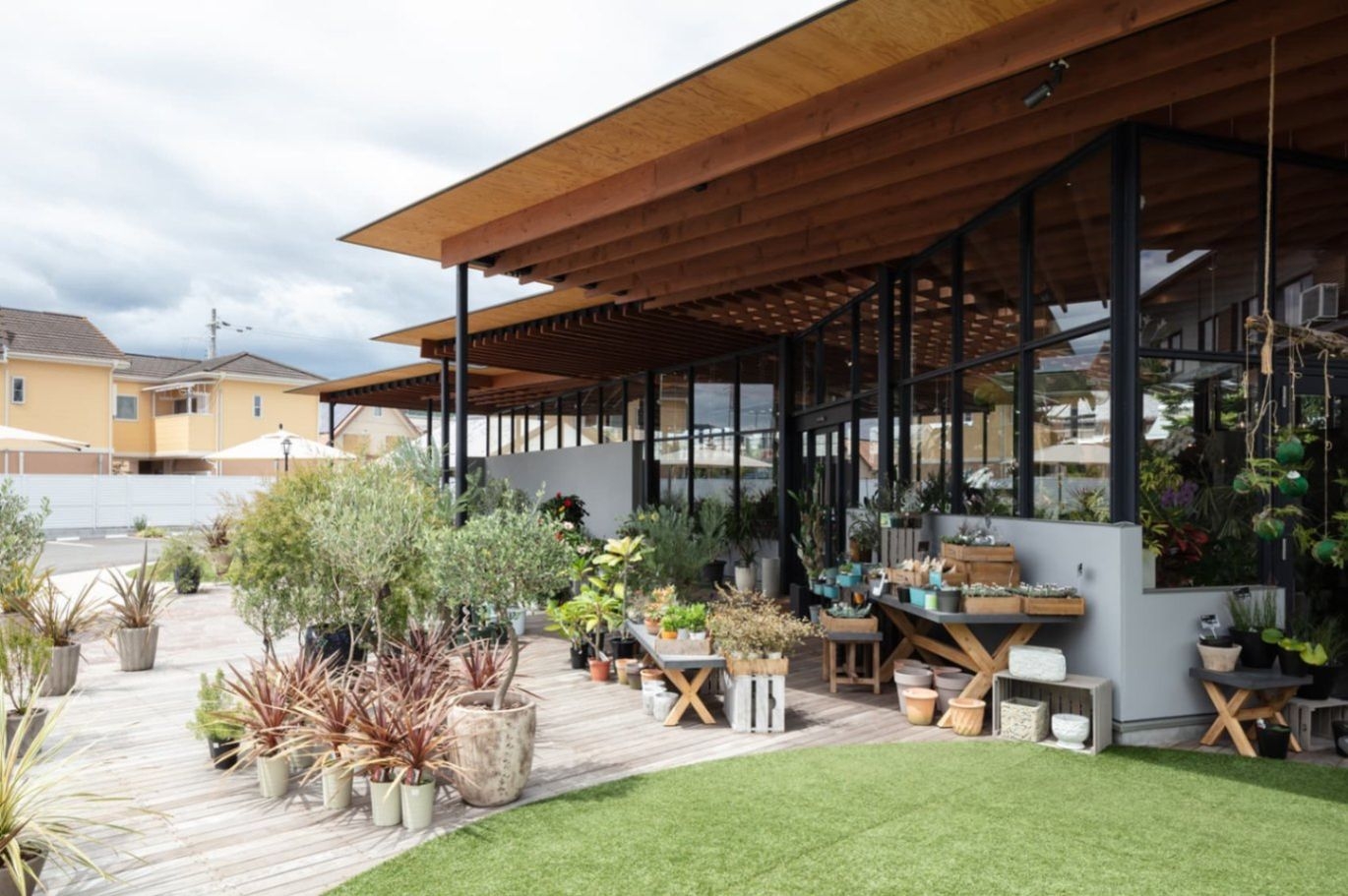 AOYAMA花苑／y+M design office