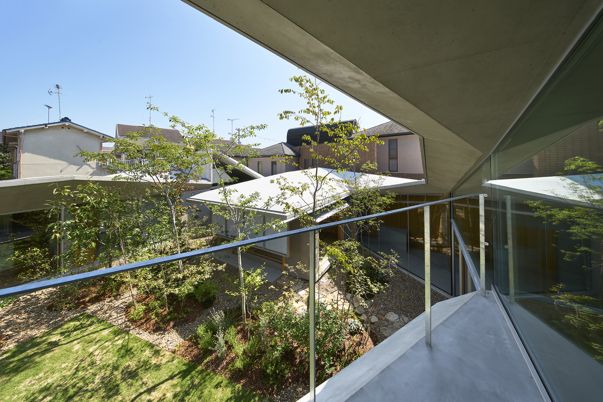 京都住宅 畑友洋建築設計事務所 向日市の家House in Maitamon Tomohiro Hata Architect and Associates 