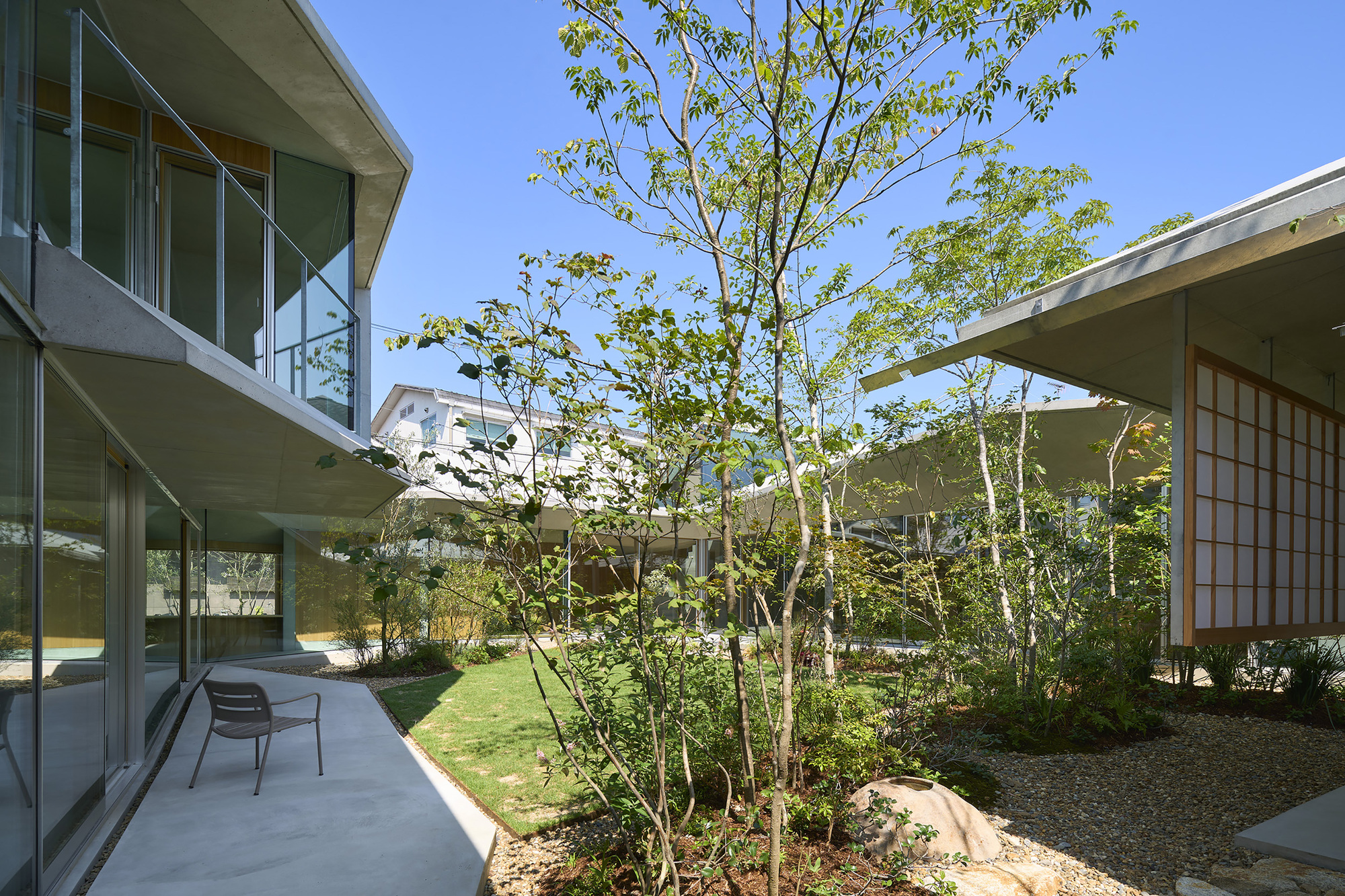 京都住宅 畑友洋建築設計事務所 向日市の家House in Maitamon Tomohiro Hata Architect and Associates 