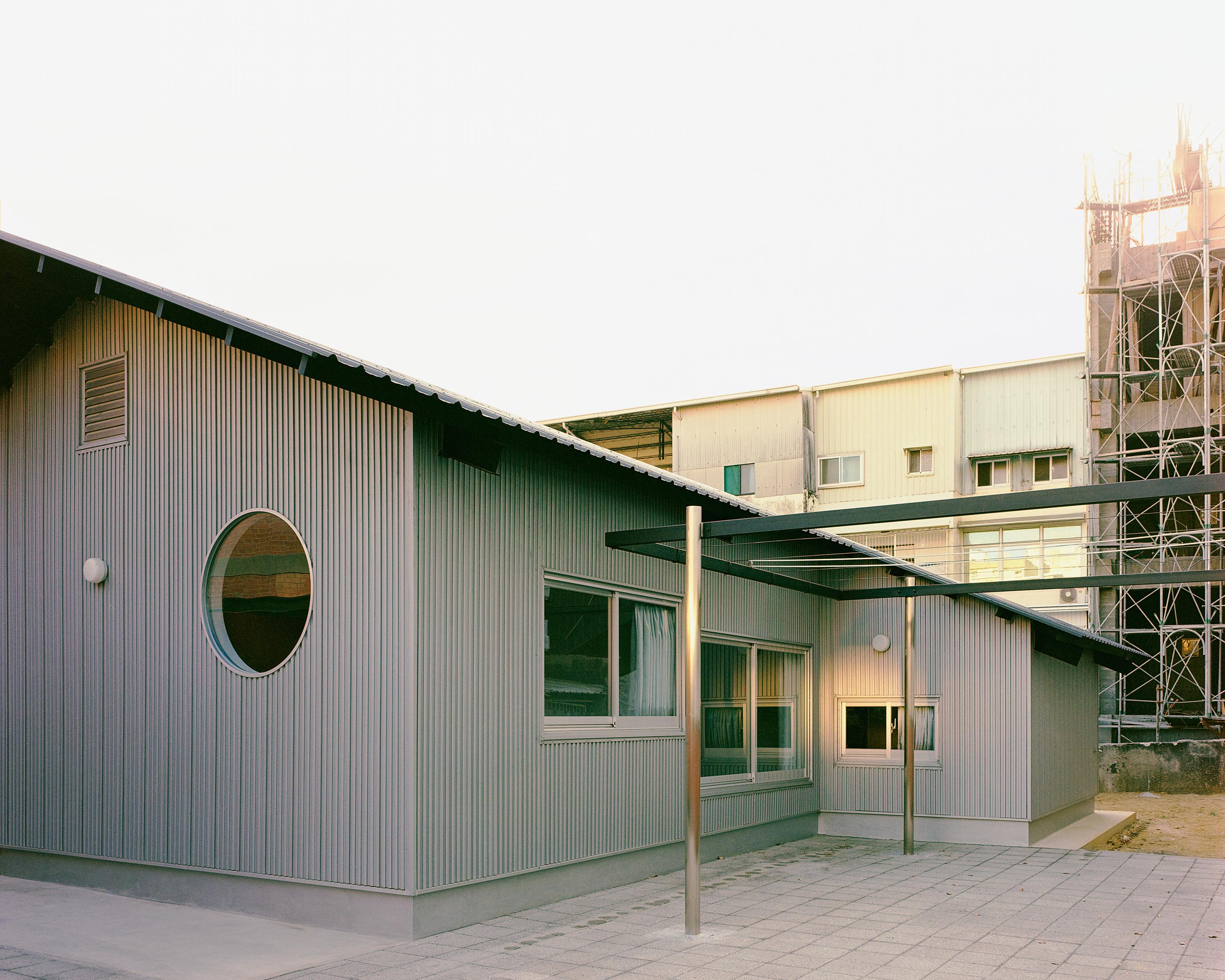 長短樹鄉村研究所 STUDIO TNGTETSHIU Studio Millspace · Double Roof House 台南鐵皮屋