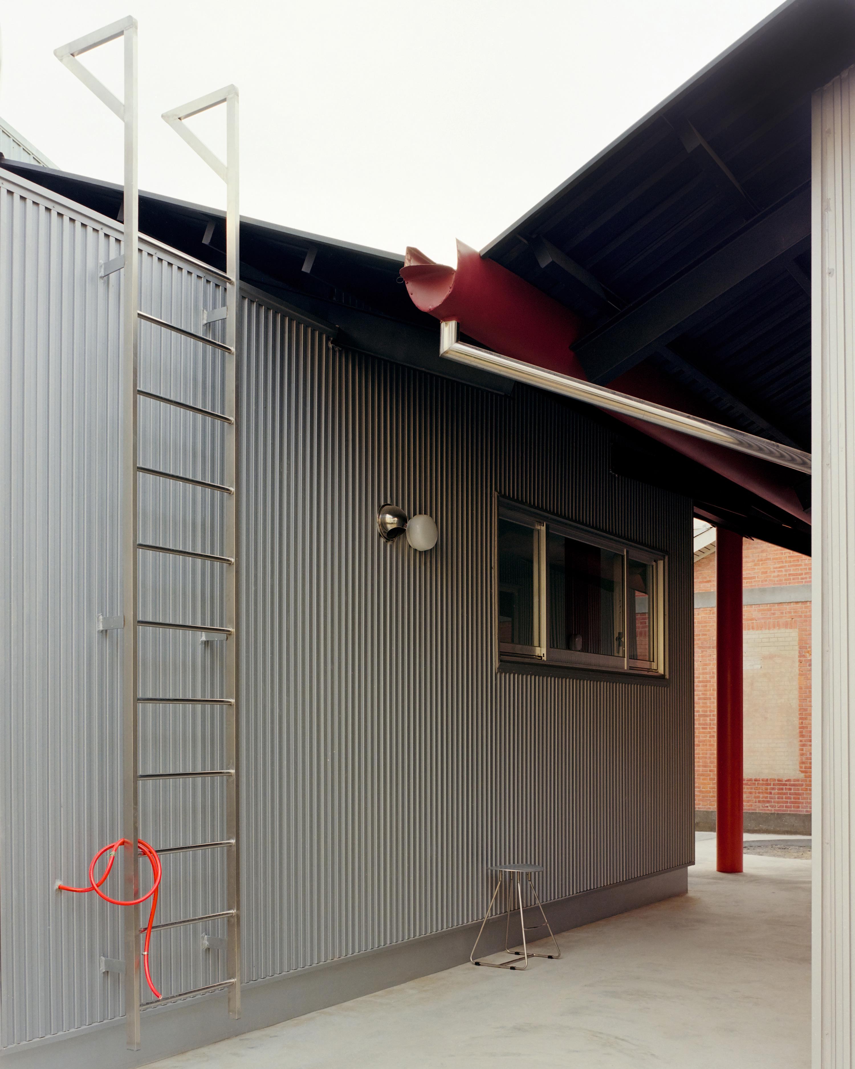 長短樹鄉村研究所 STUDIO TNGTETSHIU Studio Millspace · Double Roof House 台南鐵皮屋