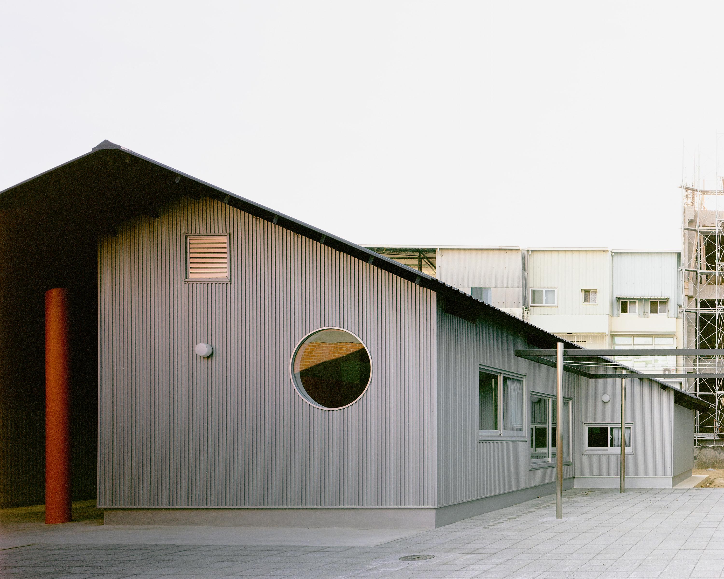 長短樹鄉村研究所 STUDIO TNGTETSHIU Studio Millspace · Double Roof House 台南鐵皮屋