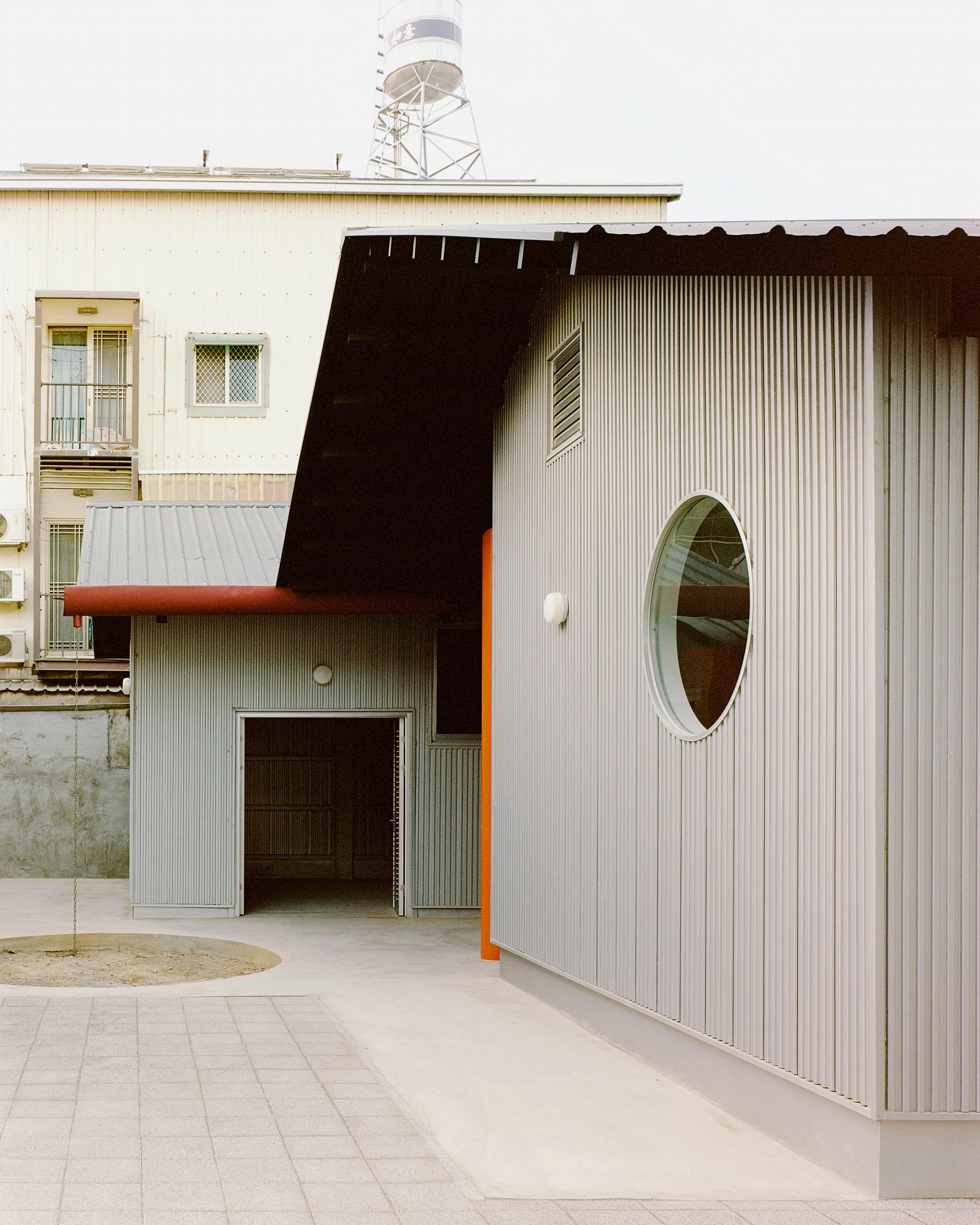 長短樹鄉村研究所 STUDIO TNGTETSHIU Studio Millspace · Double Roof House 台南鐵皮屋