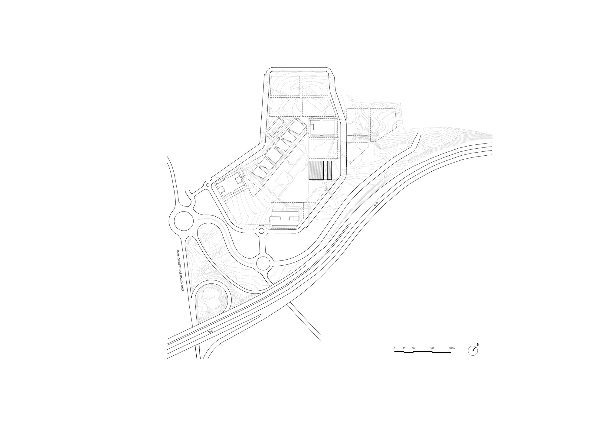 西班牙 Pozuelo de Alarcón Francisco de Vitoria University大學Centro Deportivo UFV學校運動中心／Alberto Campo Baeza 