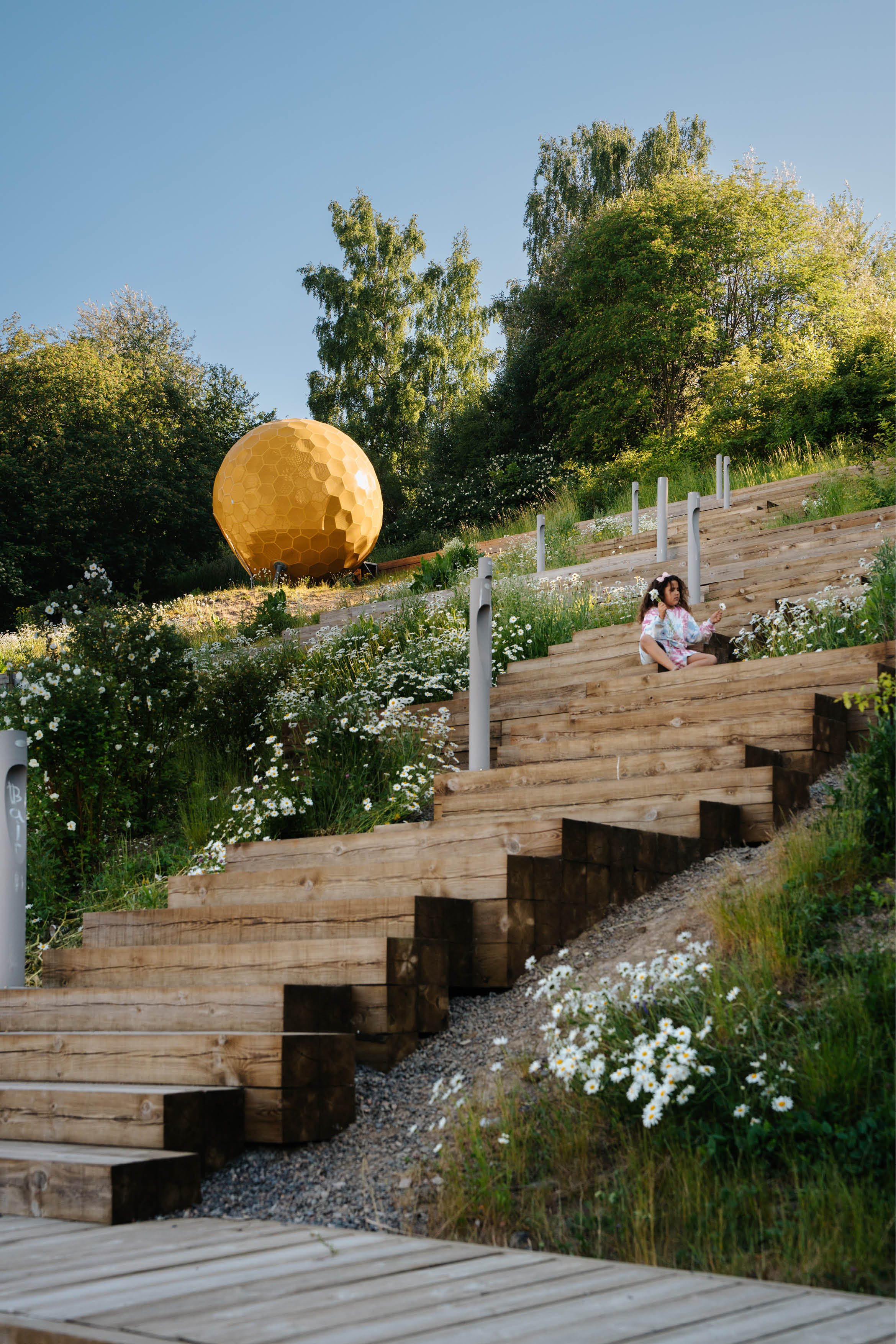 斯德哥爾摩人工山丘Vårbergstoppen兒童遊樂場 景觀設計LAND arkitektur
