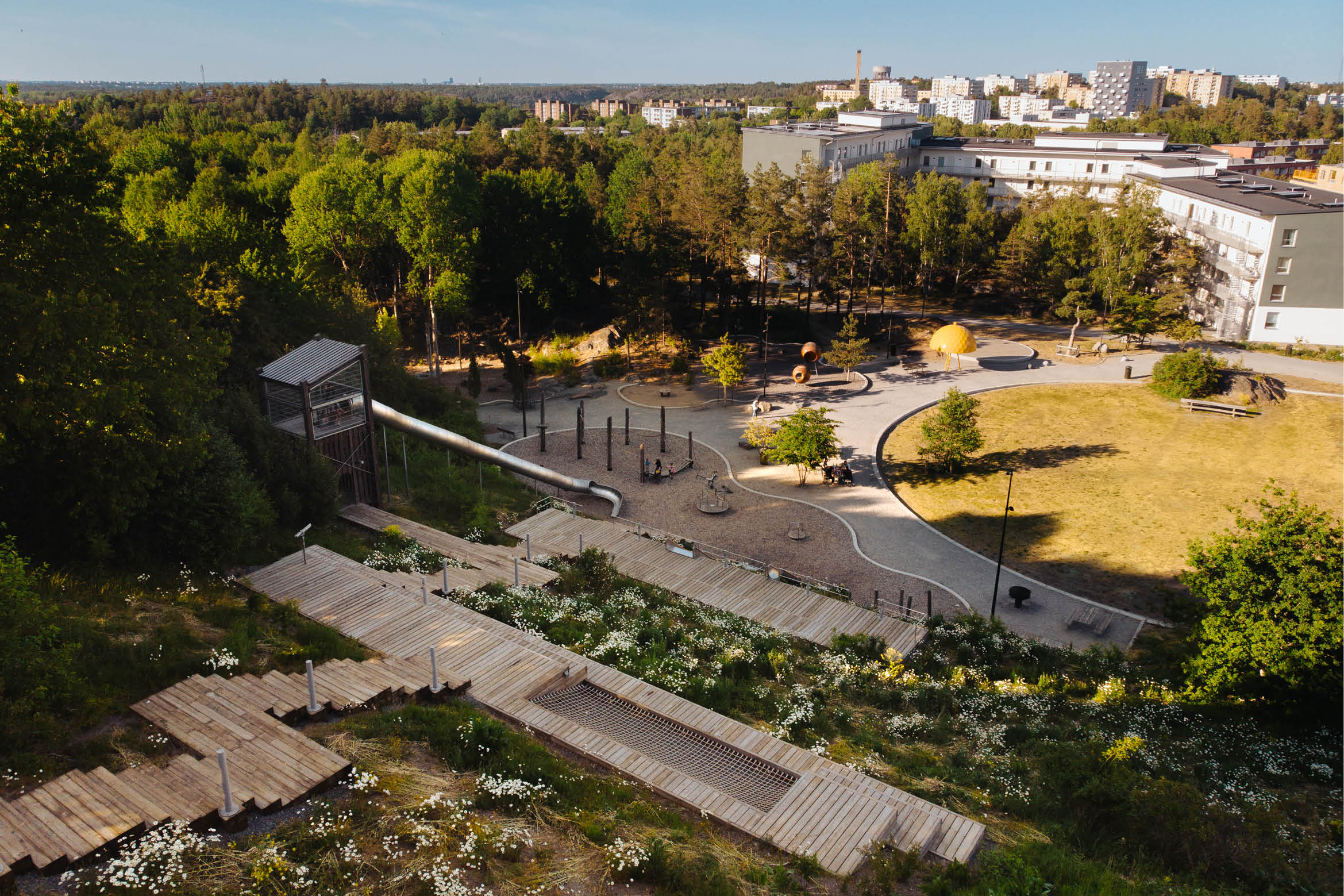 斯德哥爾摩人工山丘Vårbergstoppen兒童遊樂場 景觀設計LAND arkitektur