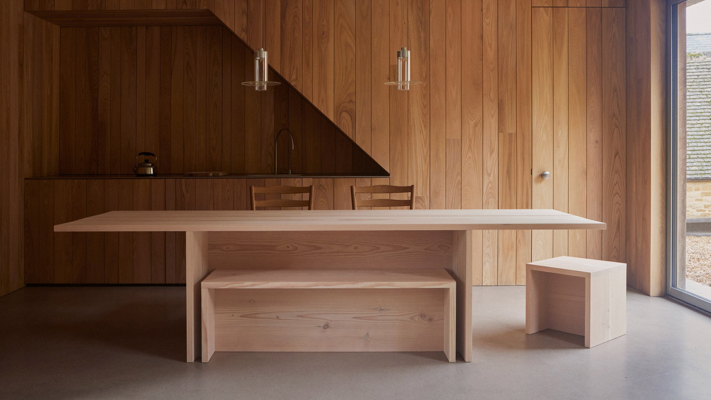 John Pawson x Dinesen世紀聯名「Pawson Furniture Collection」極簡木頭家具