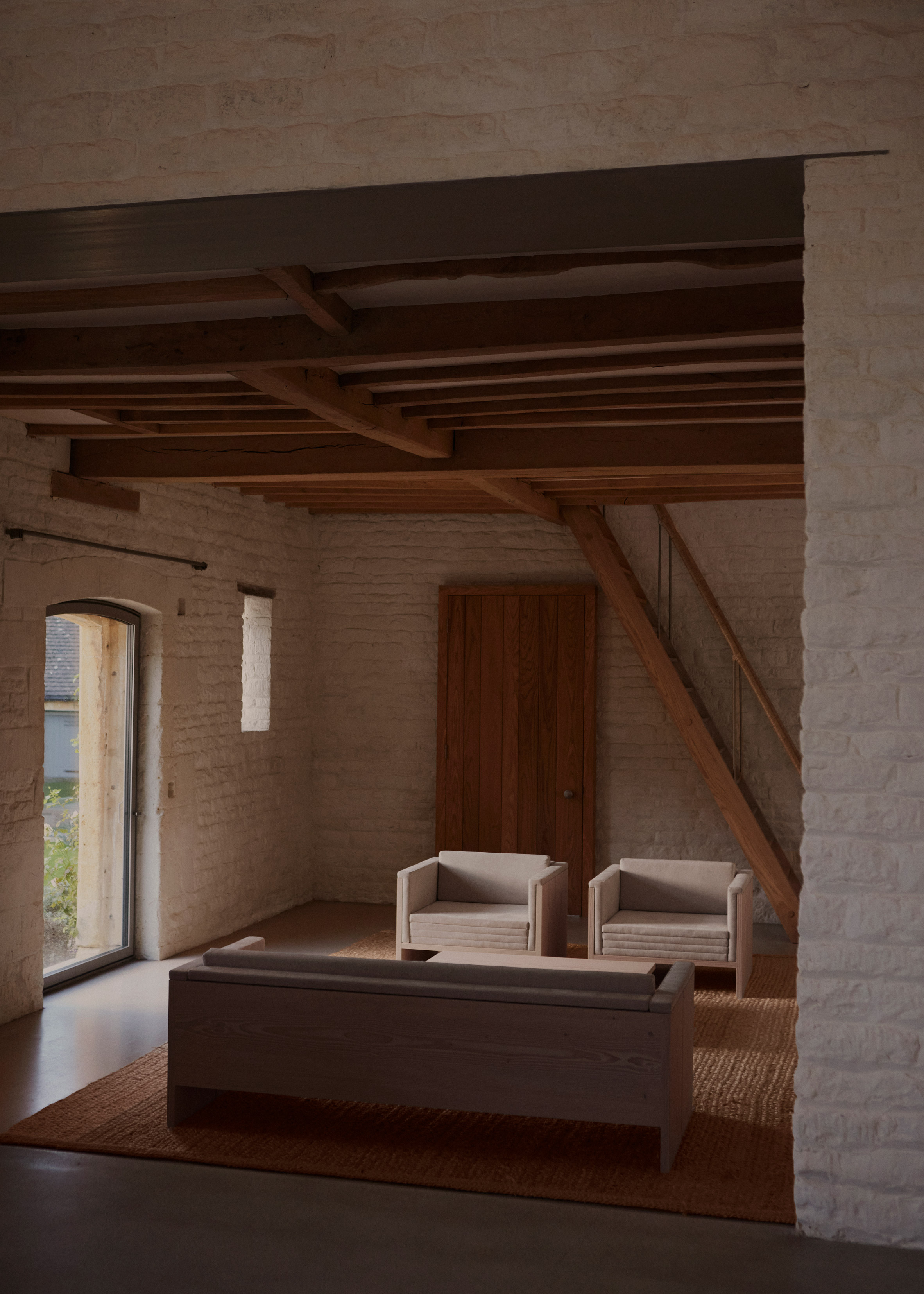 John Pawson x Dinesen世紀聯名「Pawson Furniture Collection」極簡木頭家具