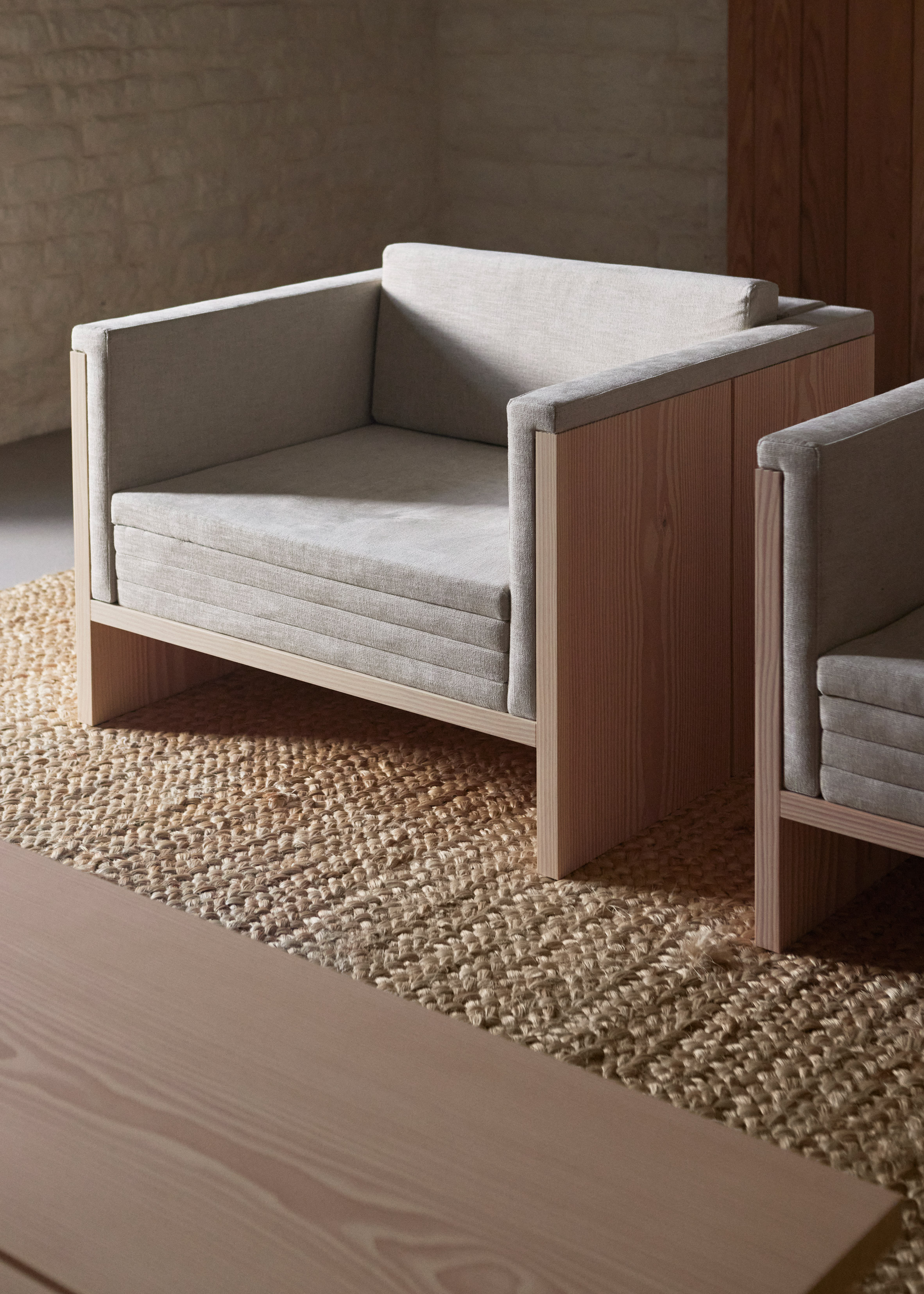 John Pawson x Dinesen世紀聯名「Pawson Furniture Collection」極簡木頭家具