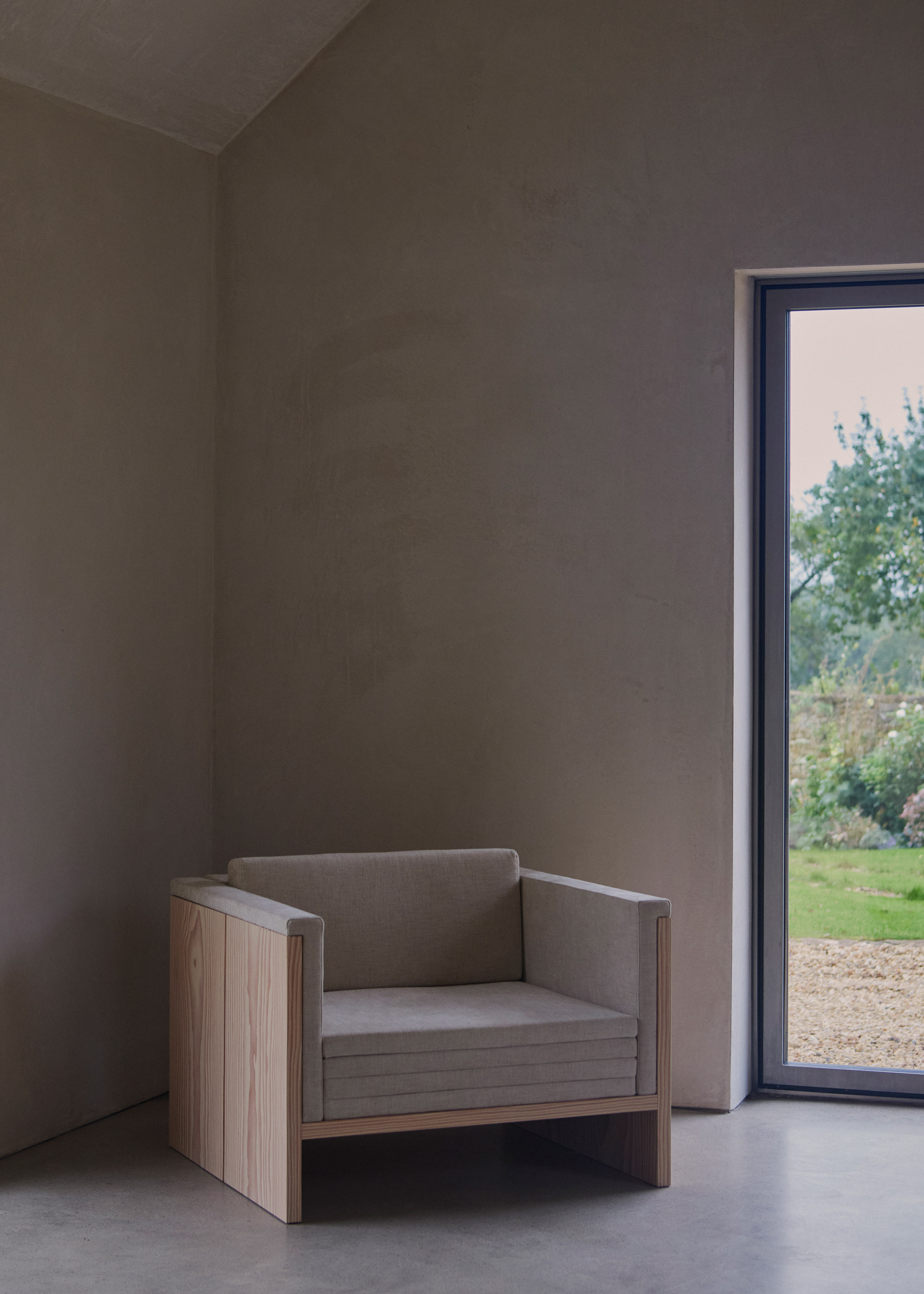John Pawson x Dinesen世紀聯名「Pawson Furniture Collection」極簡木頭家具