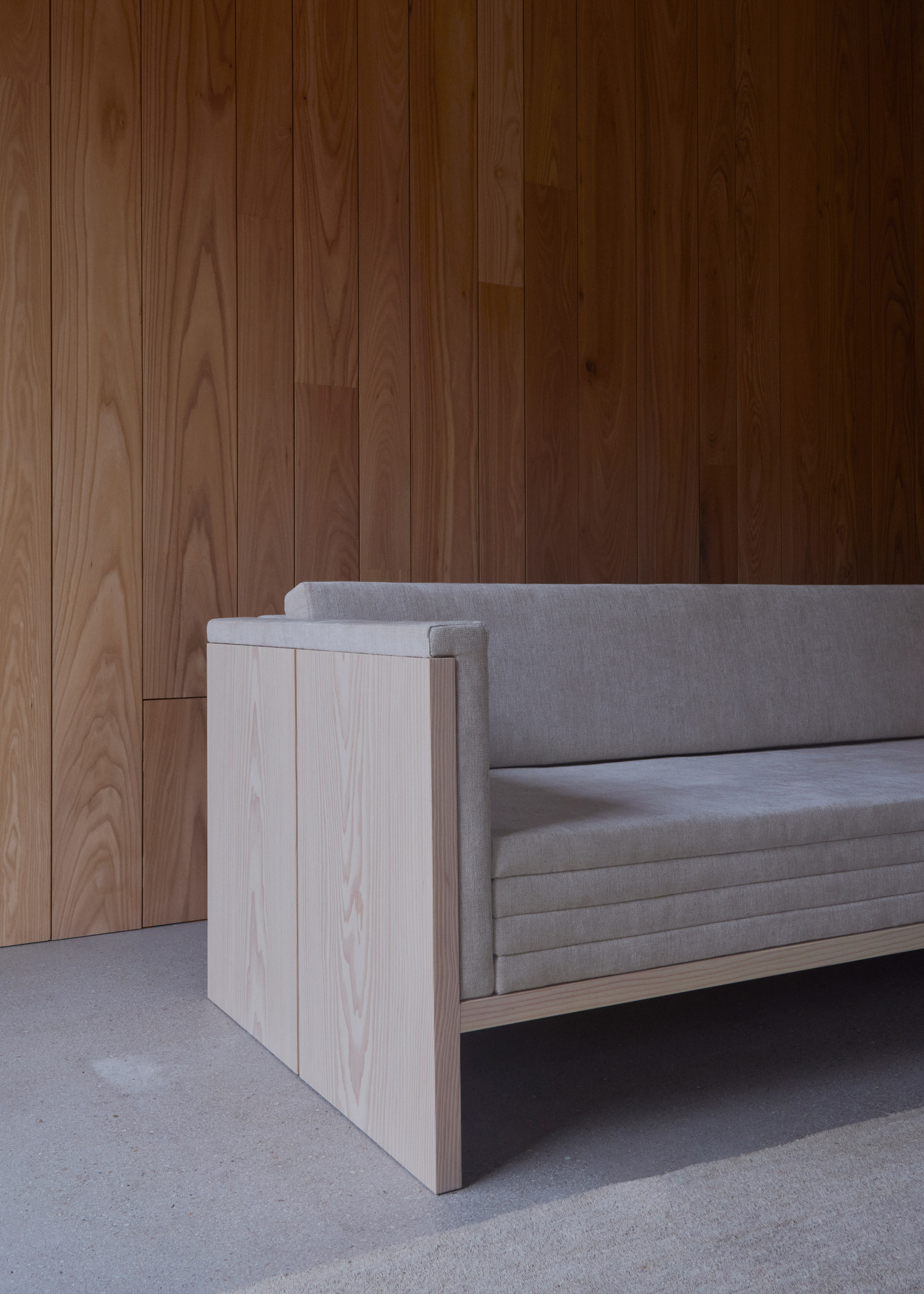 John Pawson x Dinesen世紀聯名「Pawson Furniture Collection」極簡木頭家具