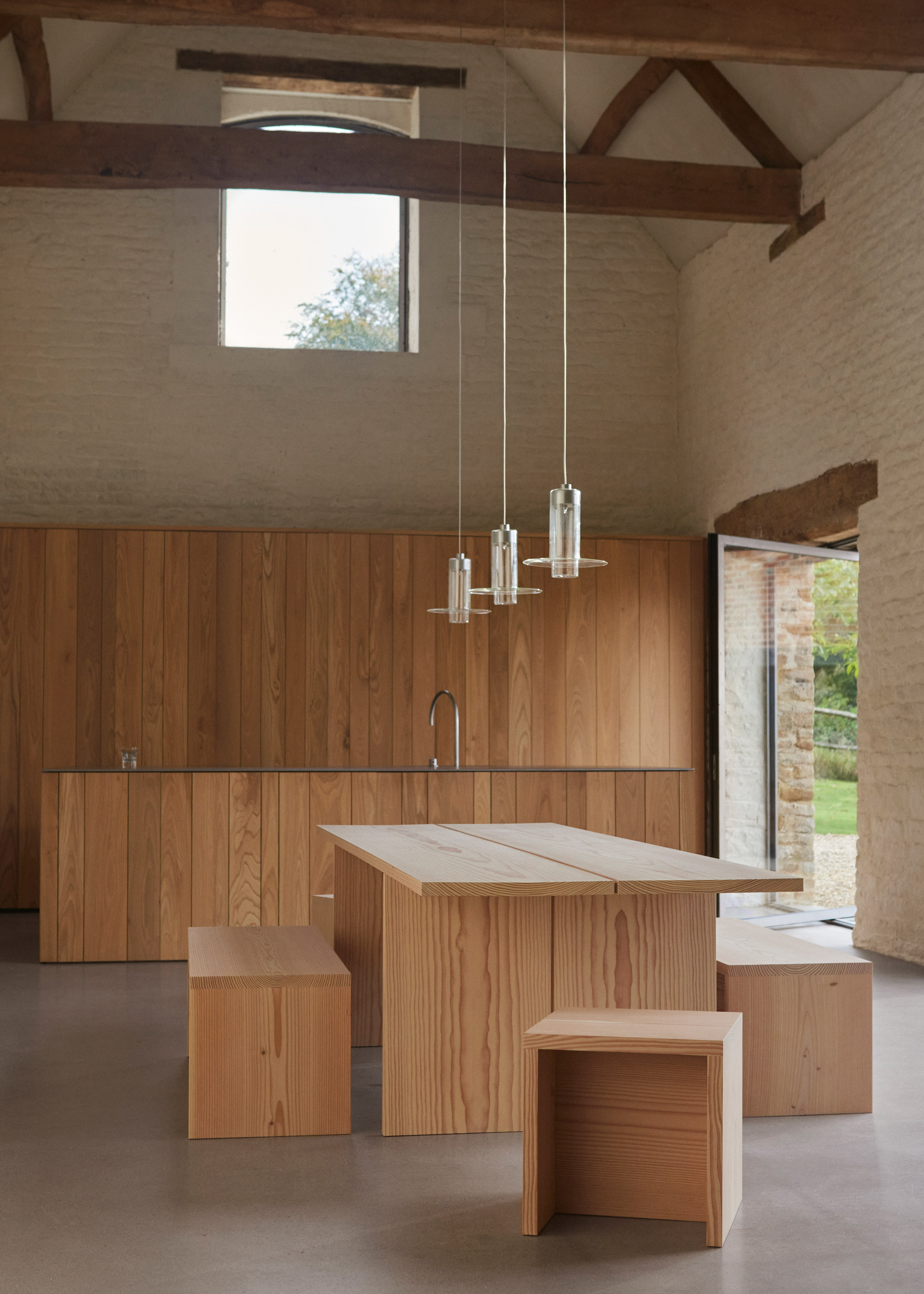 John Pawson x Dinesen世紀聯名「Pawson Furniture Collection」極簡木頭家具