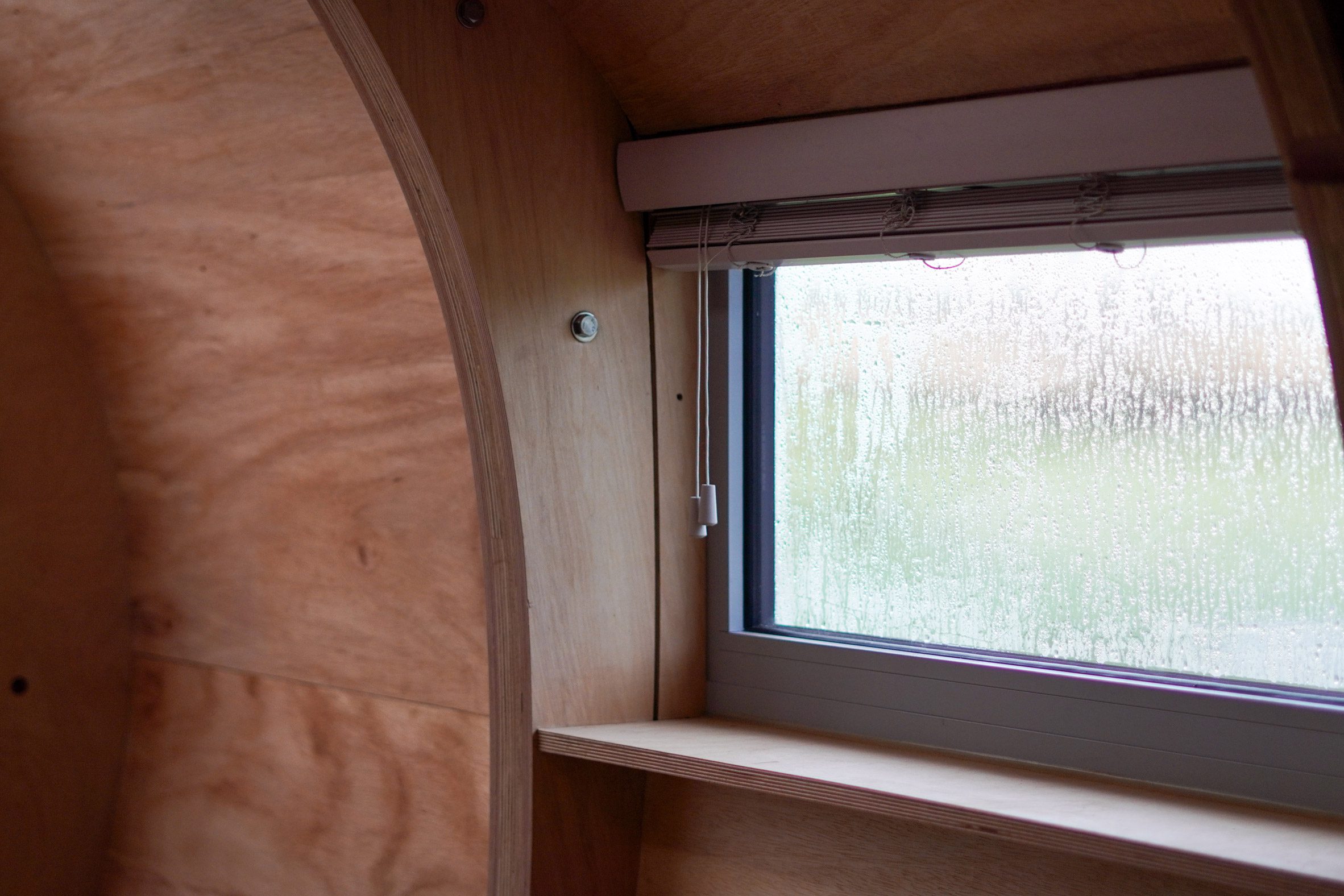 英國農場繭型小木屋Monocoque Cabin 英國建築師Peter Markos