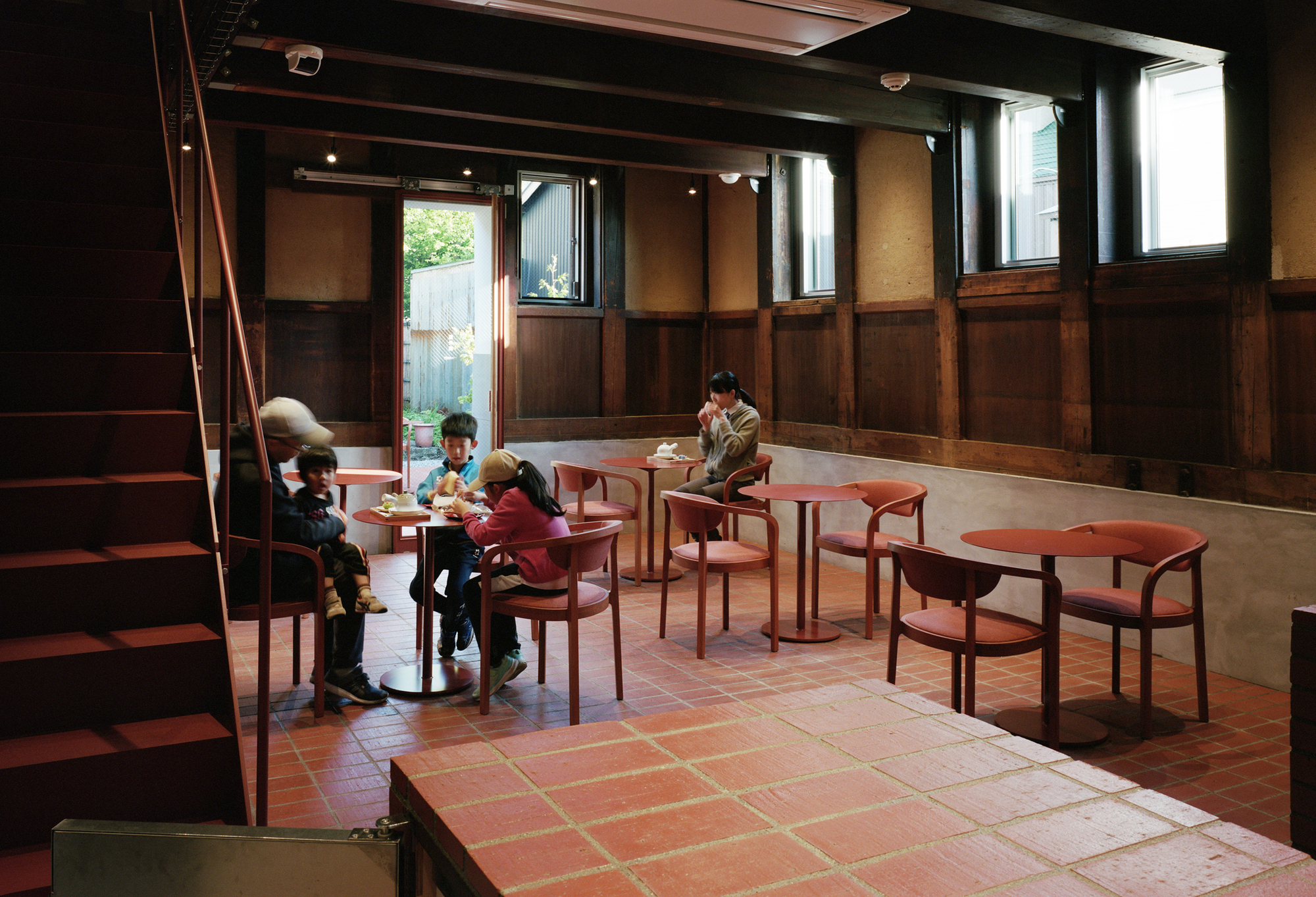 Jo Nagasaka Schemata Architects 長坂常北海道函館百年老店「千秋庵總本家」室內設計 老屋改造 千秋庵総本家 Hakodate Sensyuan Sohonke Café