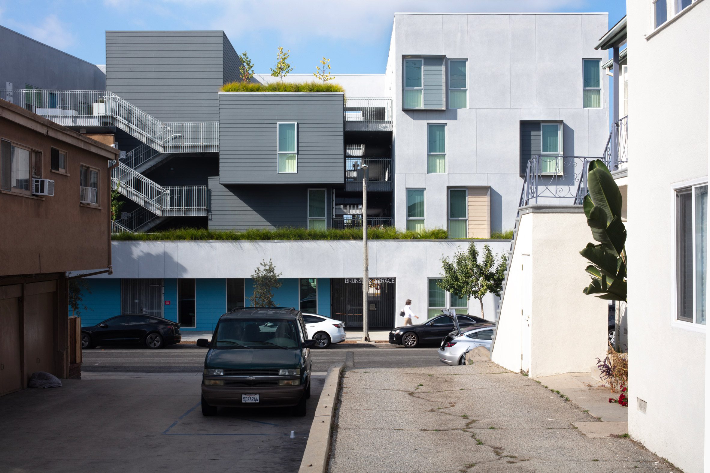 美國加州集合住宅1819 Pico Blvd, Santa Monic Brooks + Scarpa 