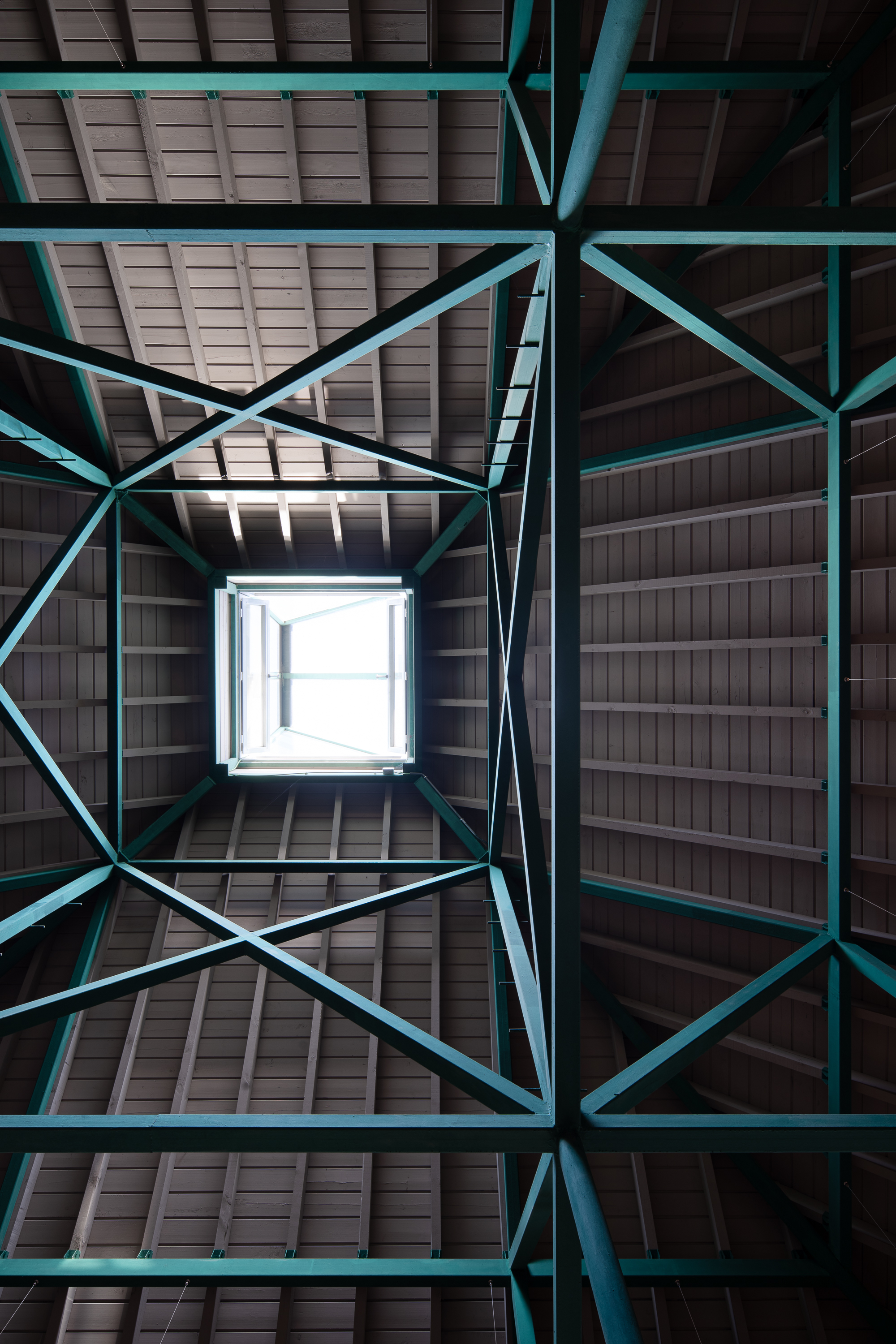 Caja de Cultura de Torrelodones 西班牙文化圖書館 Gabriel Gallegos Borges