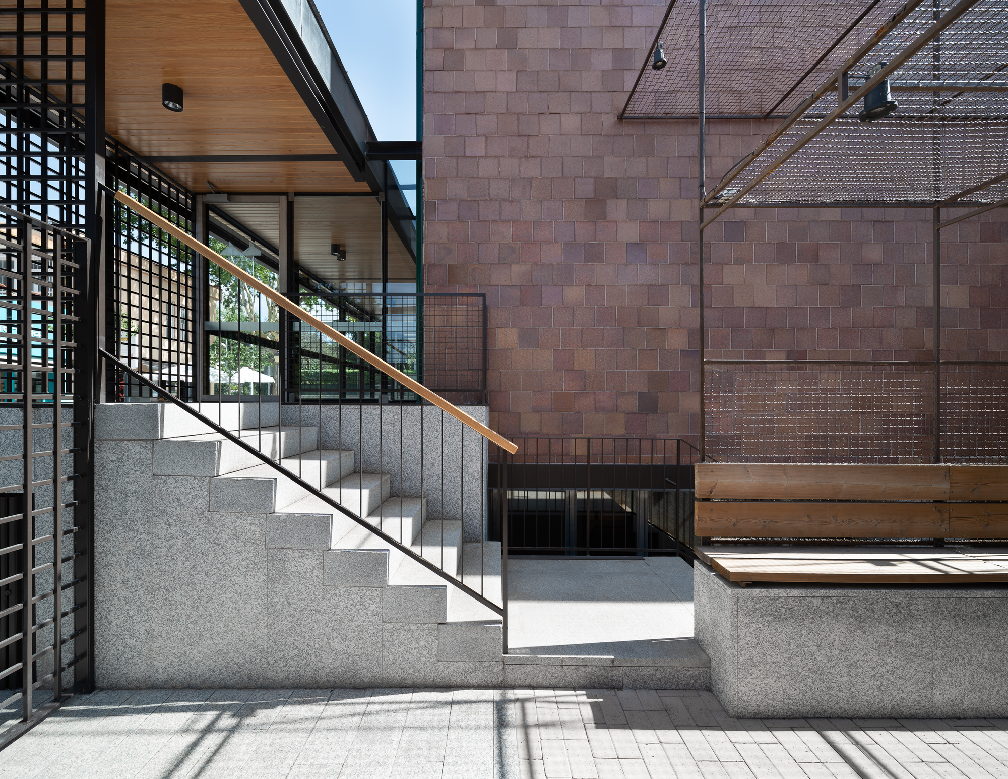 Caja de Cultura de Torrelodones 西班牙文化圖書館 Gabriel Gallegos Borges