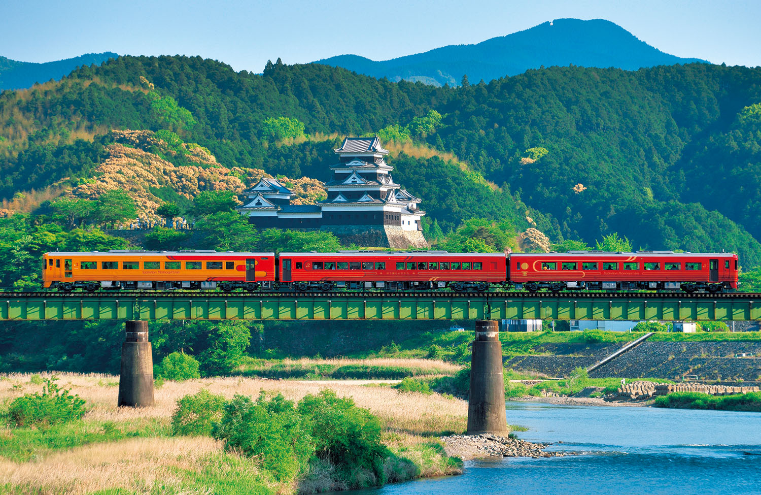 「伊予灘物語」是日本愛媛縣的經典觀光列車,從2014年開始營運