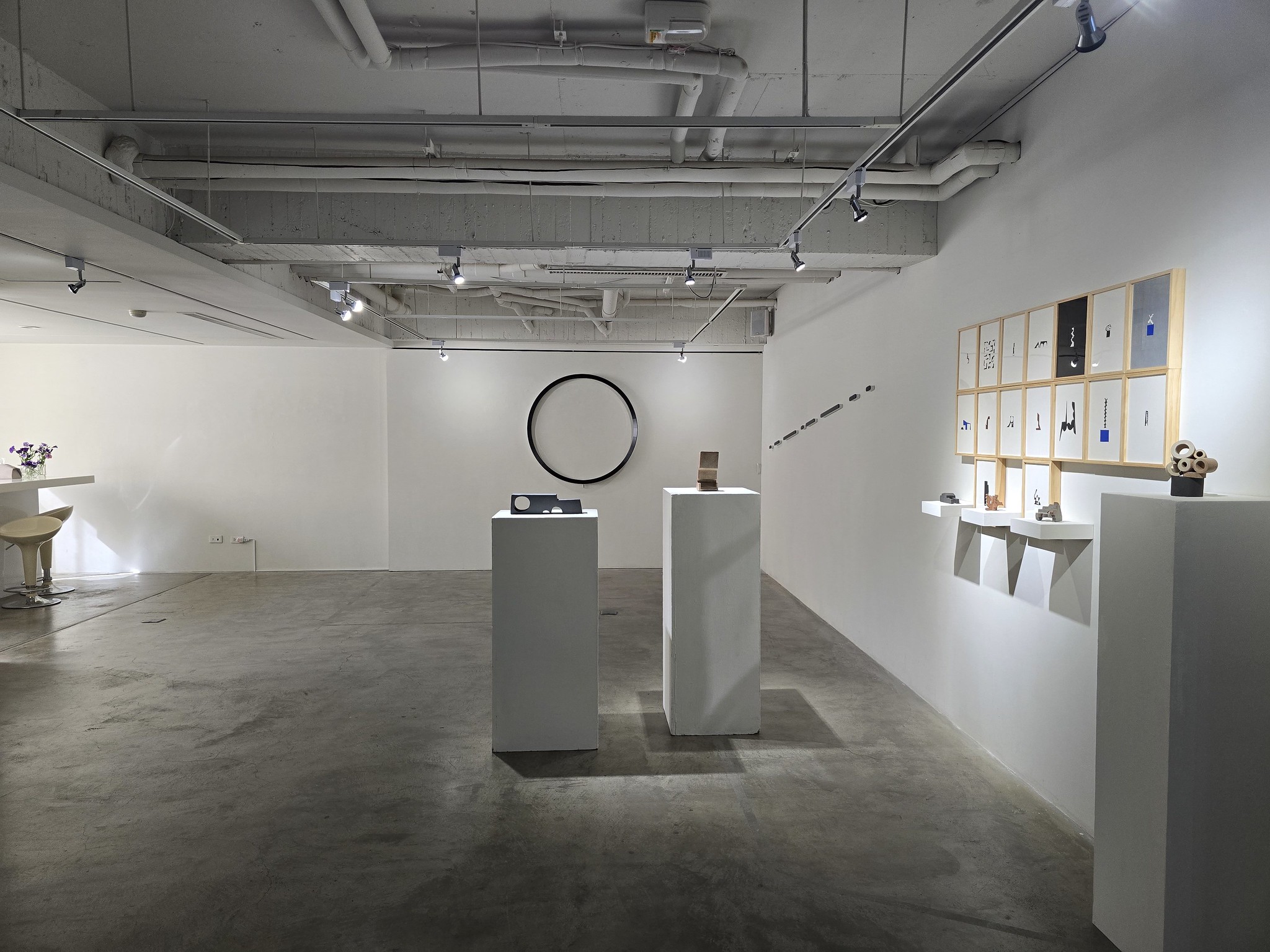 臻品藝術中心34 週年展《維度轉換》二樓展覽空間