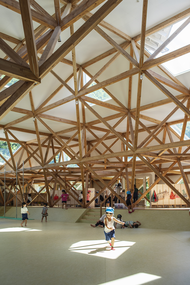 北海道木構木造幼兒園浦河之友森林幼兒園（浦河フレンド森のようちえん）Urakawa Friend Mori Noyochien 照井康穗建築師事務所（YASUO TERUI Architects）