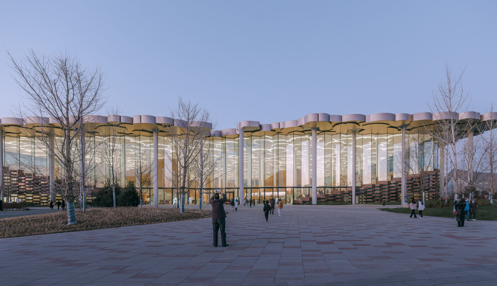中國,北京|北京都市圖書館
設計:Snøhetta