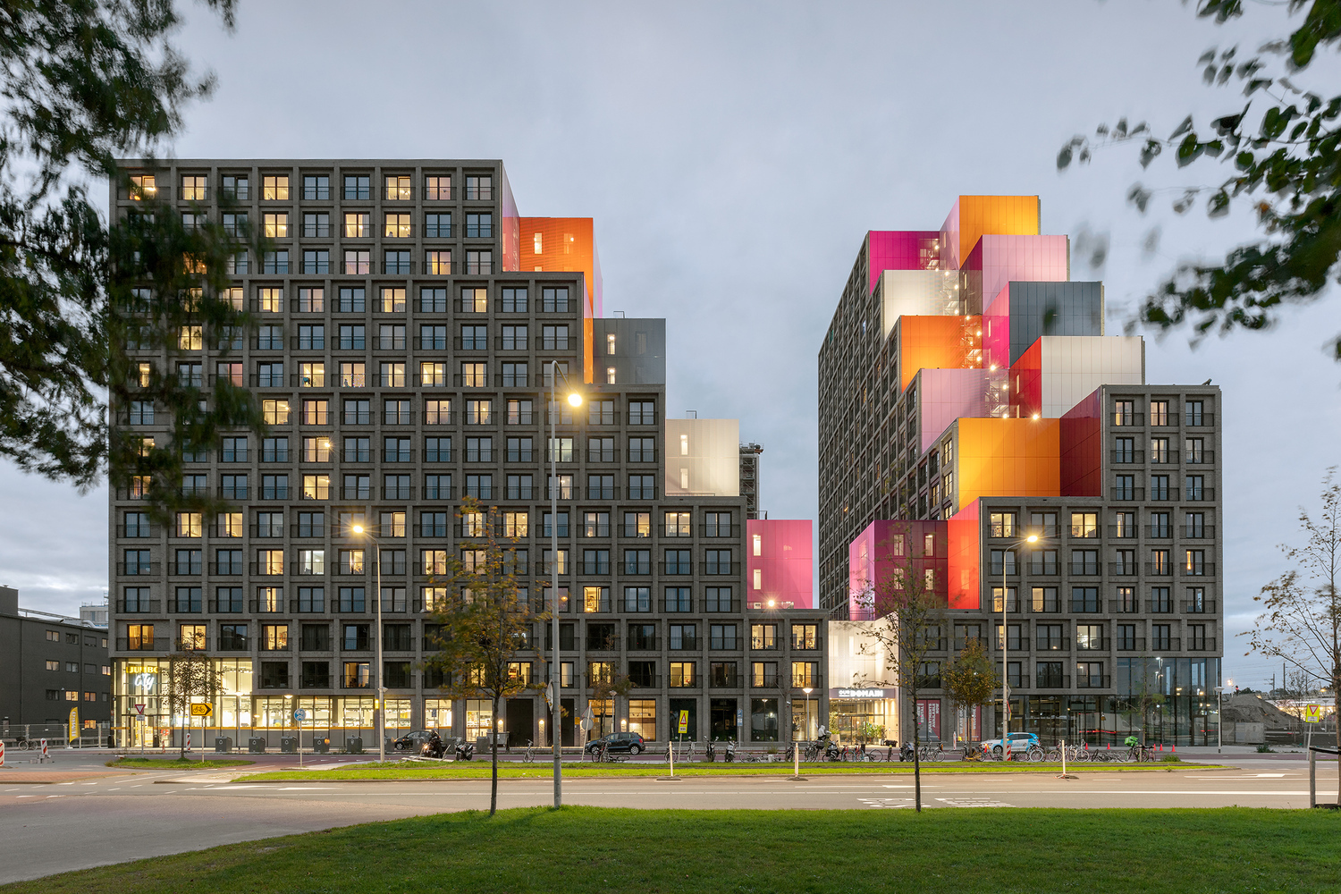OurDomain Student Housing / OZ Architects. Image © Marcel van der Burg