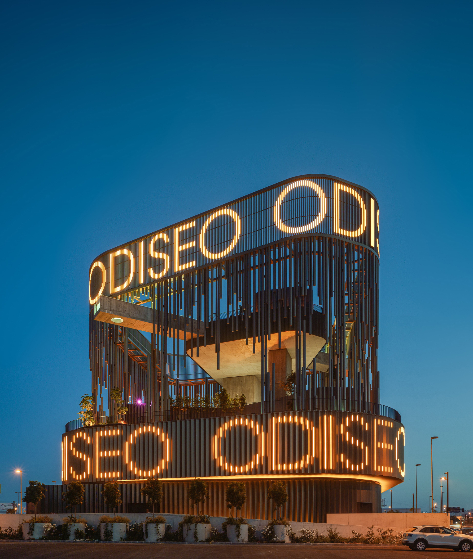 西班牙 Centro Gastronómico y de Ocio Odiseo 娛樂中心 Clavel Arquitectos