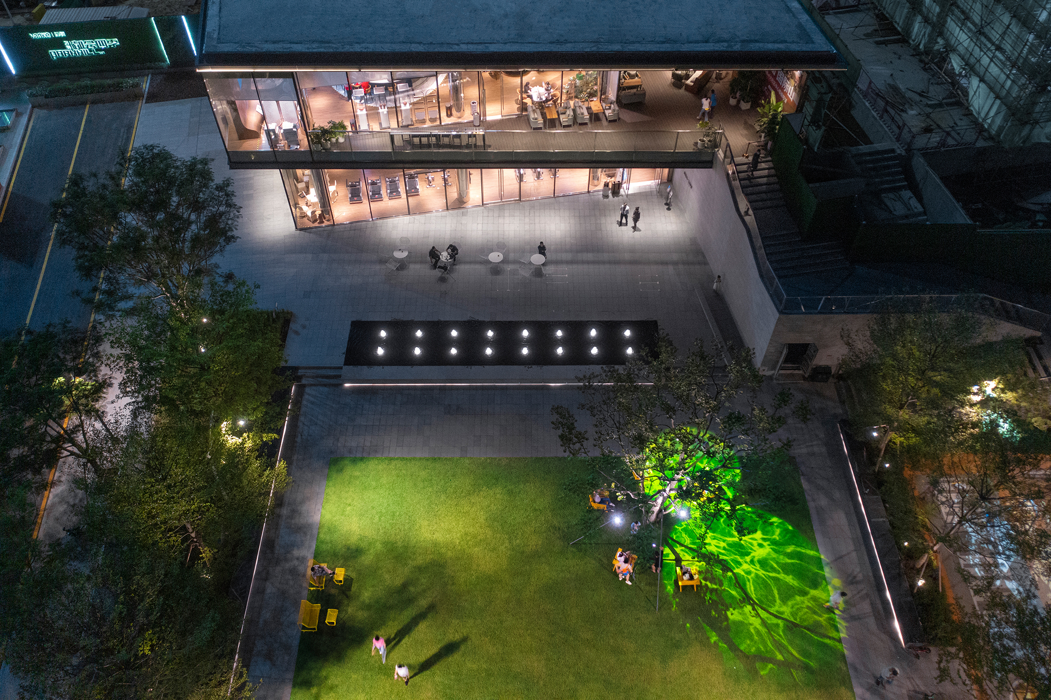 宜動宜靜的水景 Suitable for moving and static water features