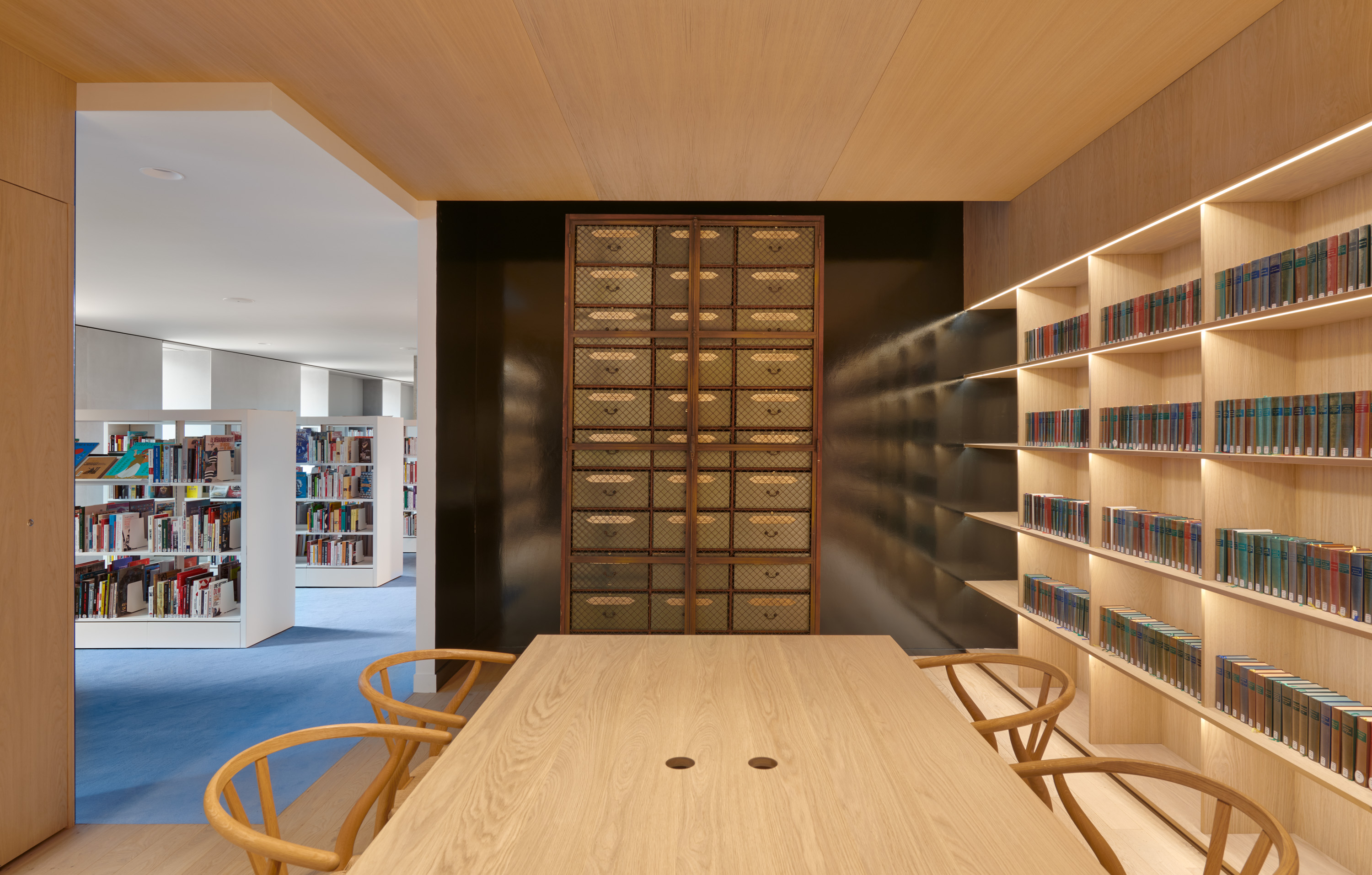 舊書空間 ©Eugeni Pons