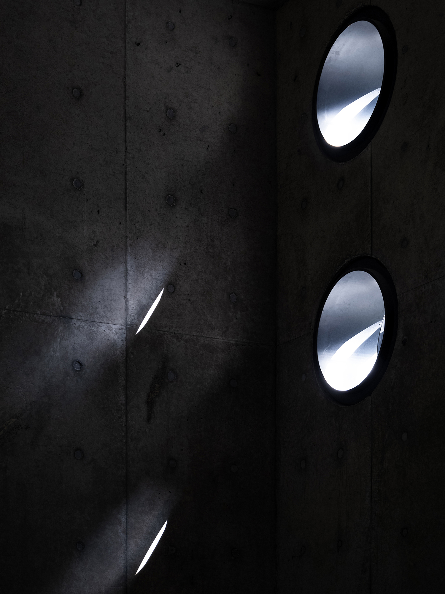 阿那亞·霧靈山眼石湯泉