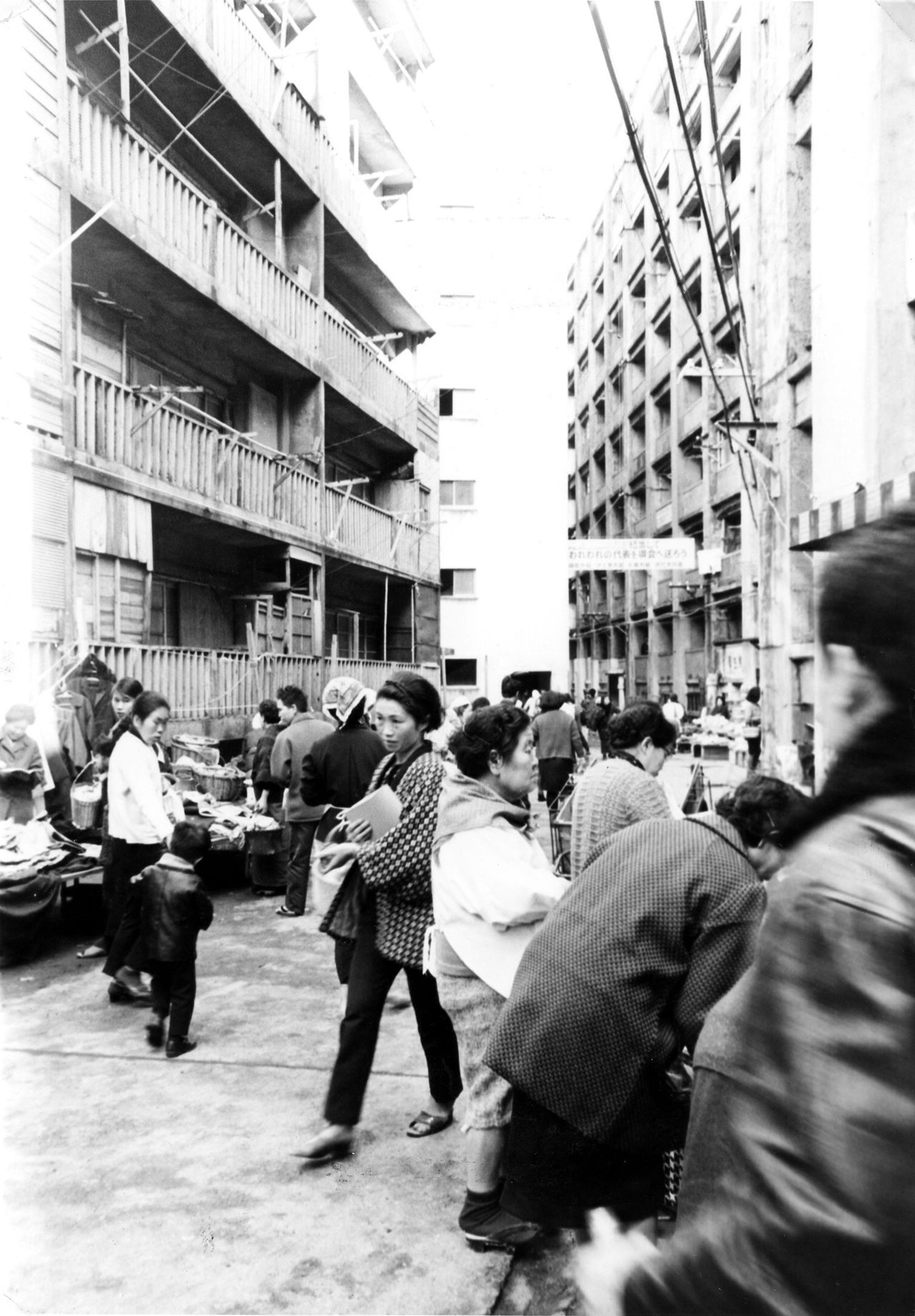 青空市場熱鬧景象（軍艦島數位博物館提供）